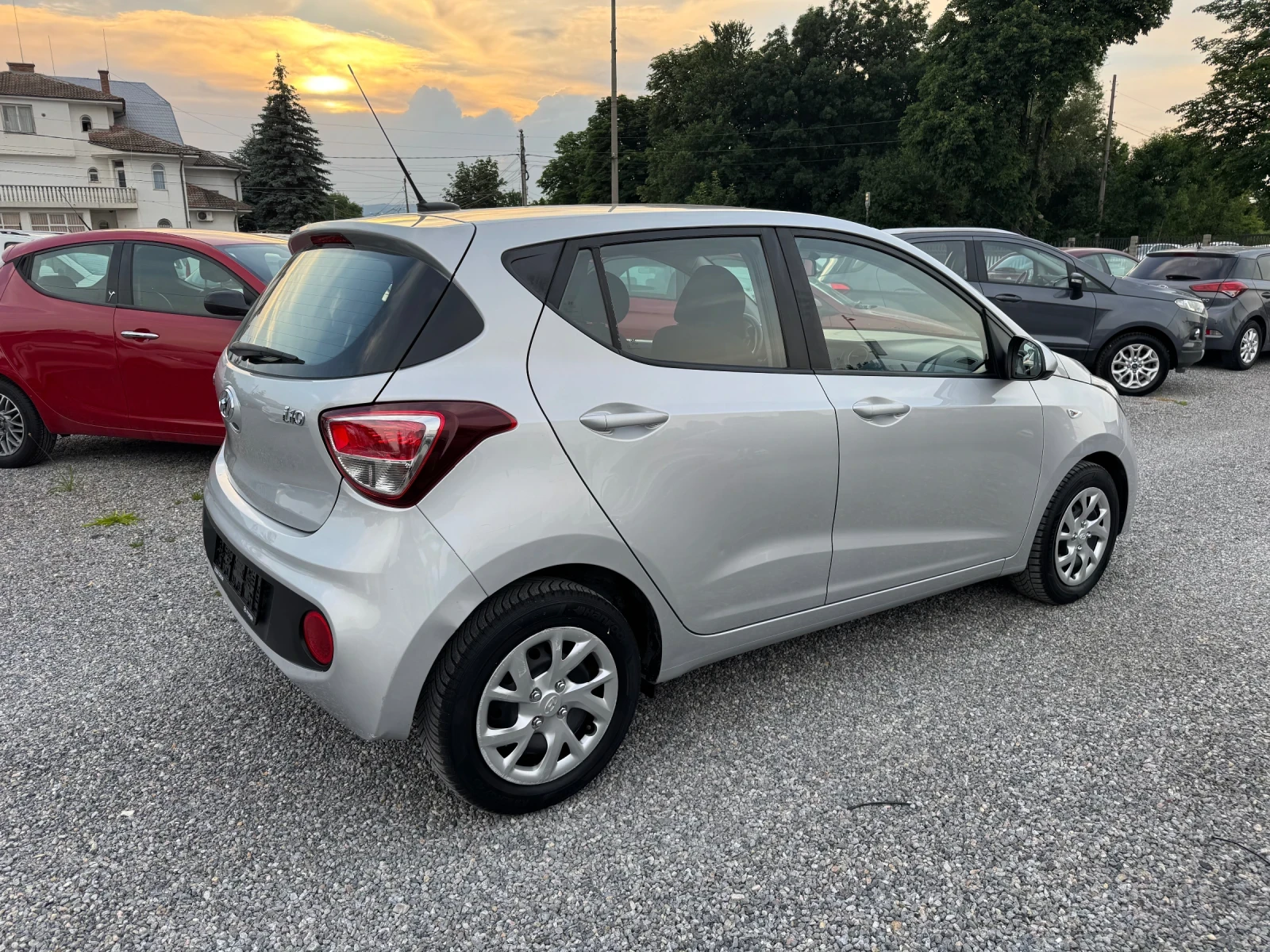 Hyundai I10 1.0i Klima Navi Facelift  - изображение 7