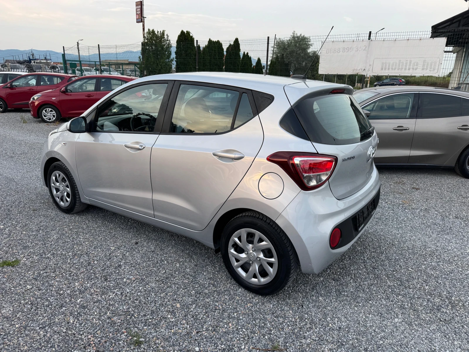 Hyundai I10 1.0i Klima Navi Facelift  - изображение 4