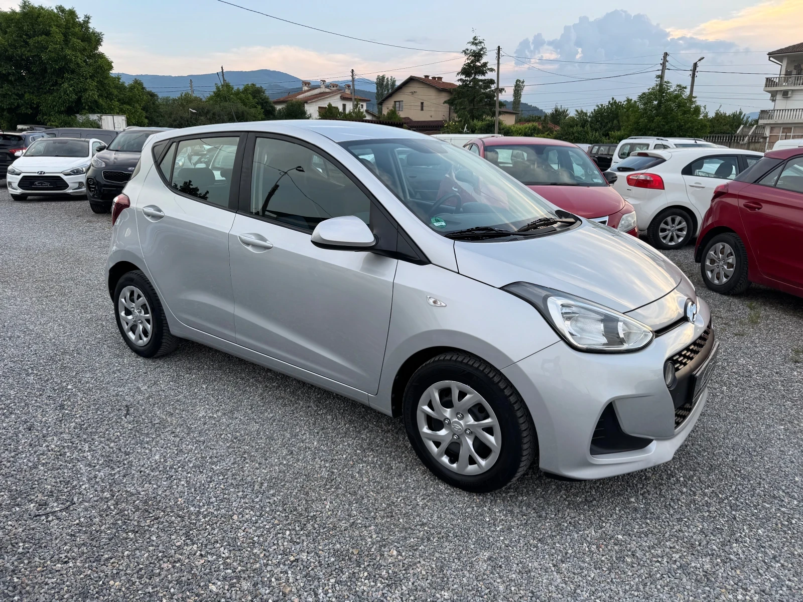 Hyundai I10 1.0i Klima Navi Facelift  - изображение 8
