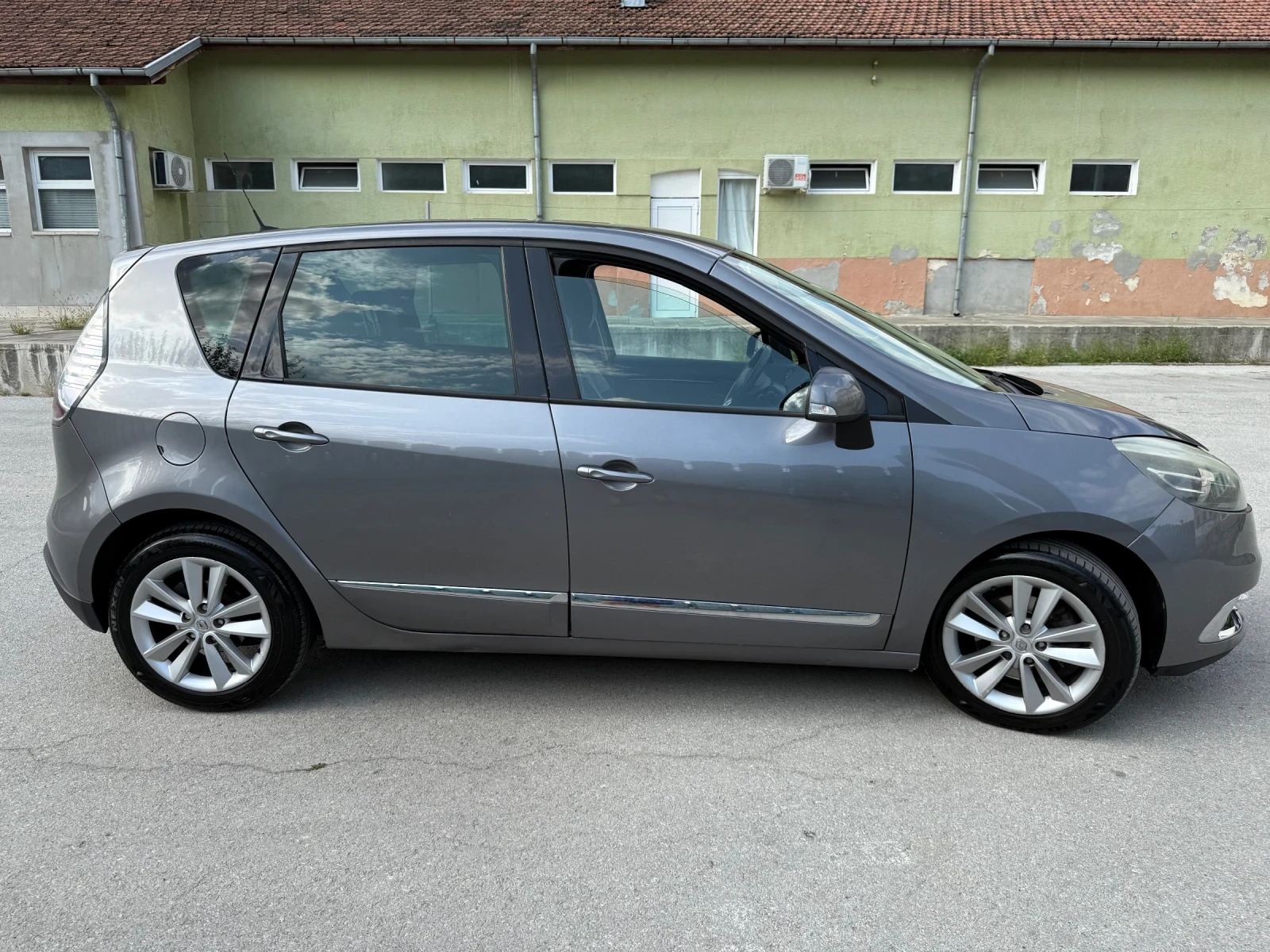 Renault Scenic X-MODE - изображение 2