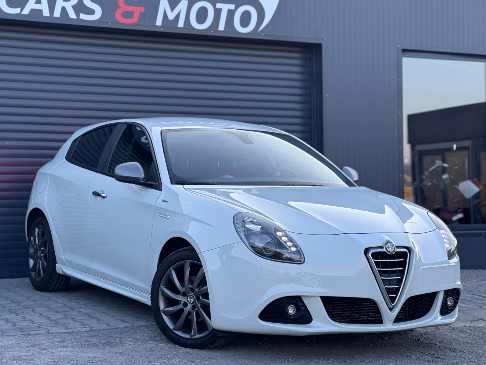 Alfa Romeo Giulietta Veloce 106 374км - изображение 3