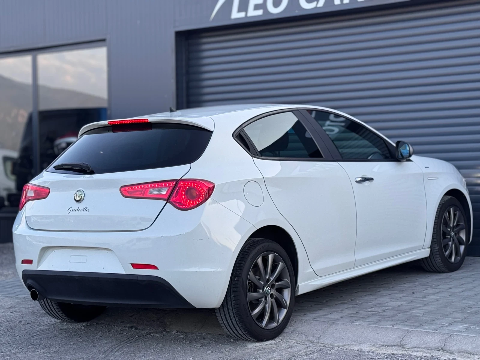 Alfa Romeo Giulietta Veloce 106 374км - изображение 4