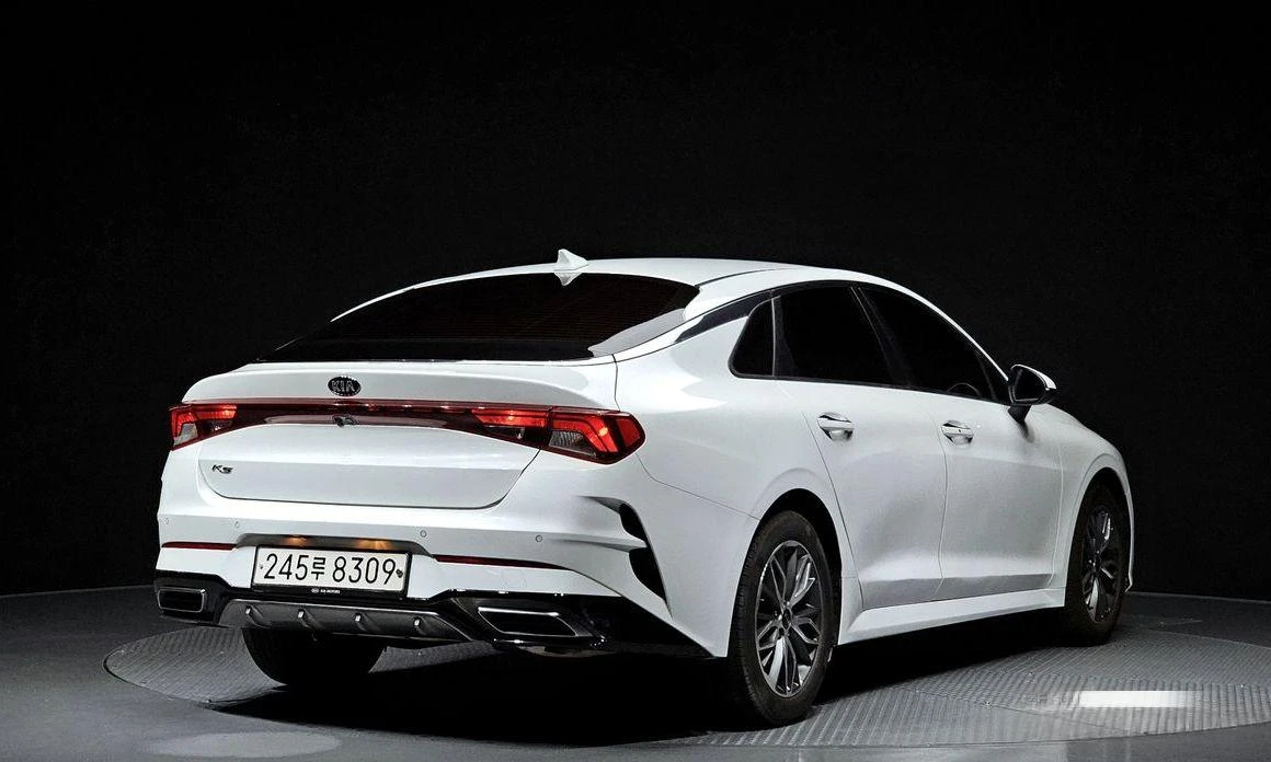 Kia K5  - изображение 2