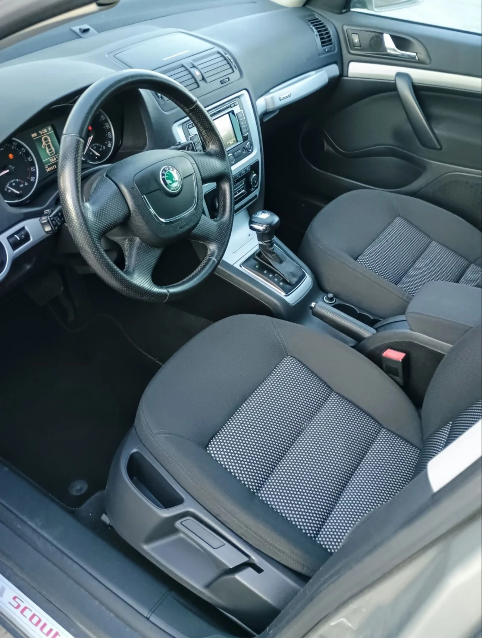 Skoda Octavia * SCOUT * 4X4 * ��������� * �������� ��������� *  | Mobile.bg � ����������� 6