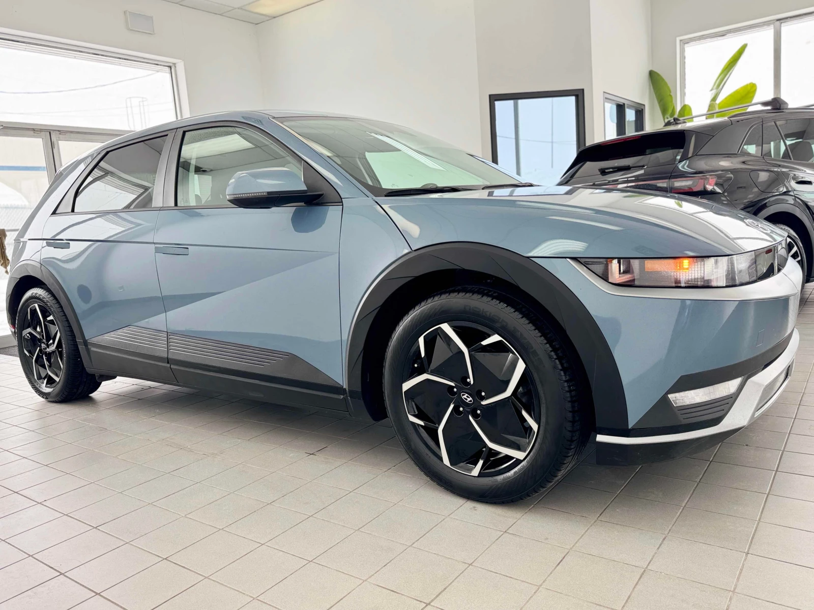 Hyundai Ioniq 5 Preferred RWD Long Range  CARFAX - изображение 3