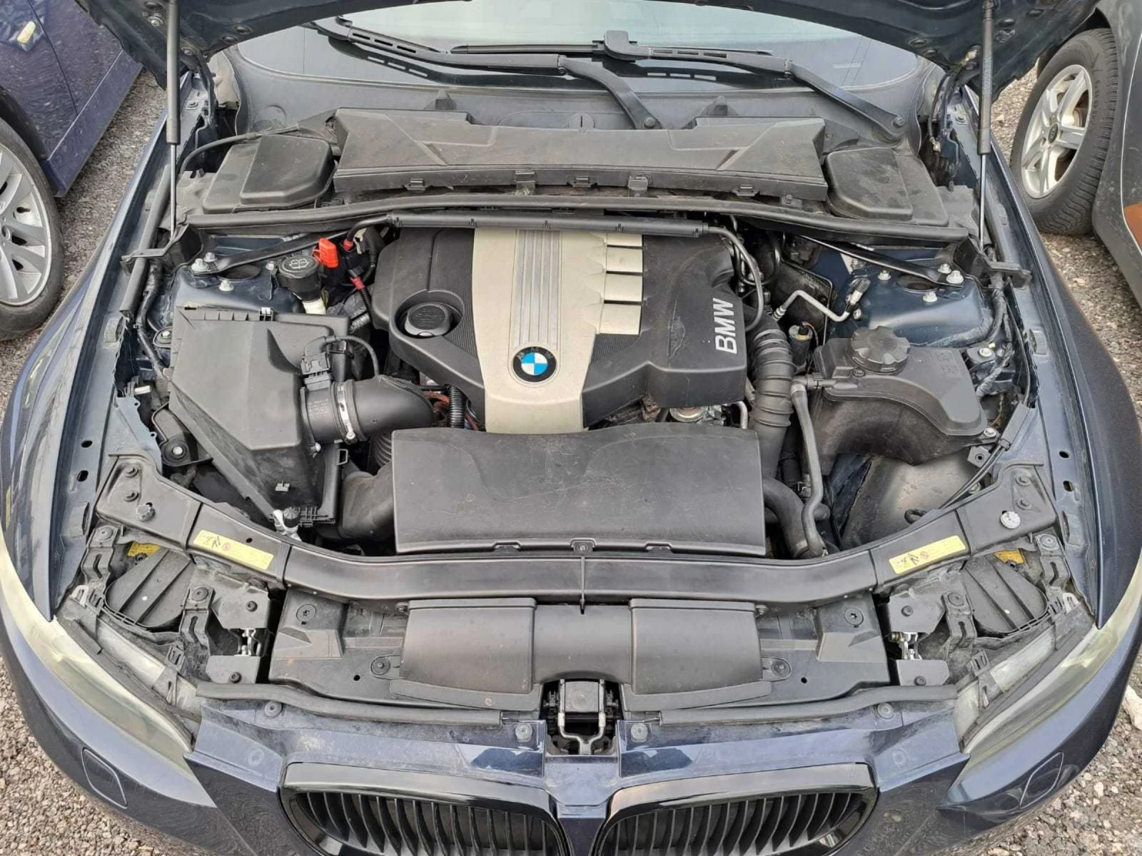 BMW 320 ITALIA, снимка 15 - Автомобили и джипове - 53712017