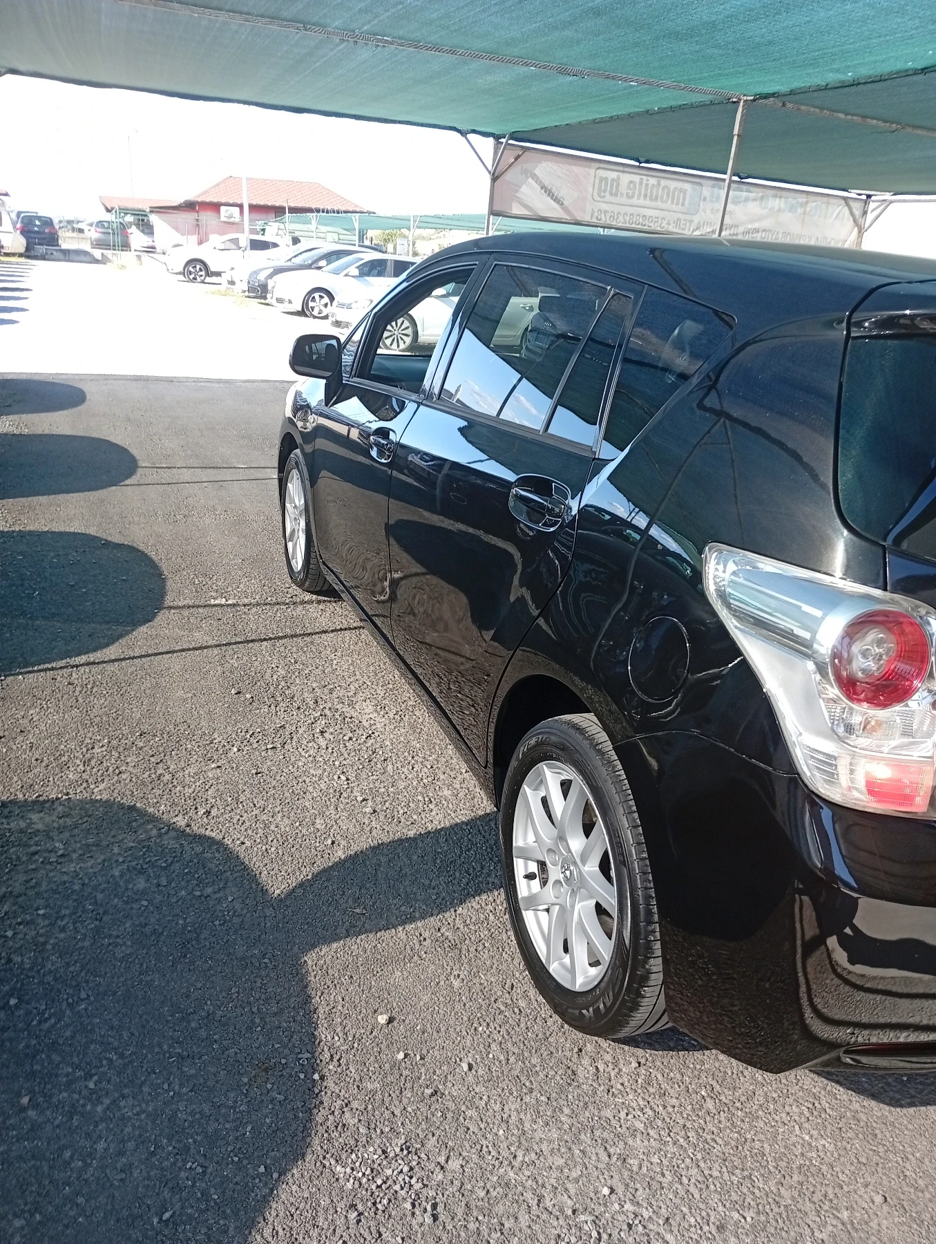 Toyota Verso, снимка 2 - Автомобили и джипове - 53758970