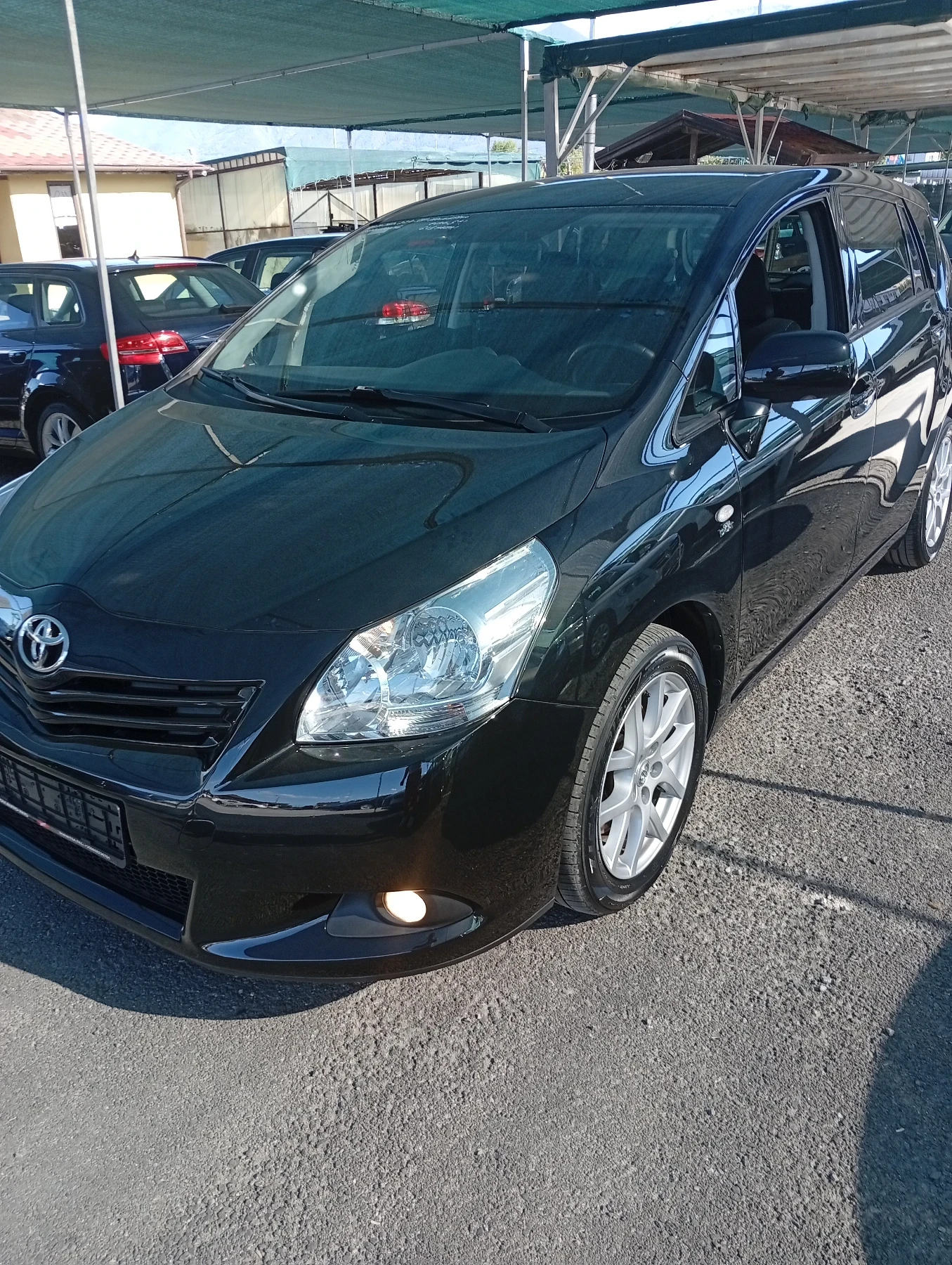 Toyota Verso, снимка 4 - Автомобили и джипове - 53758970