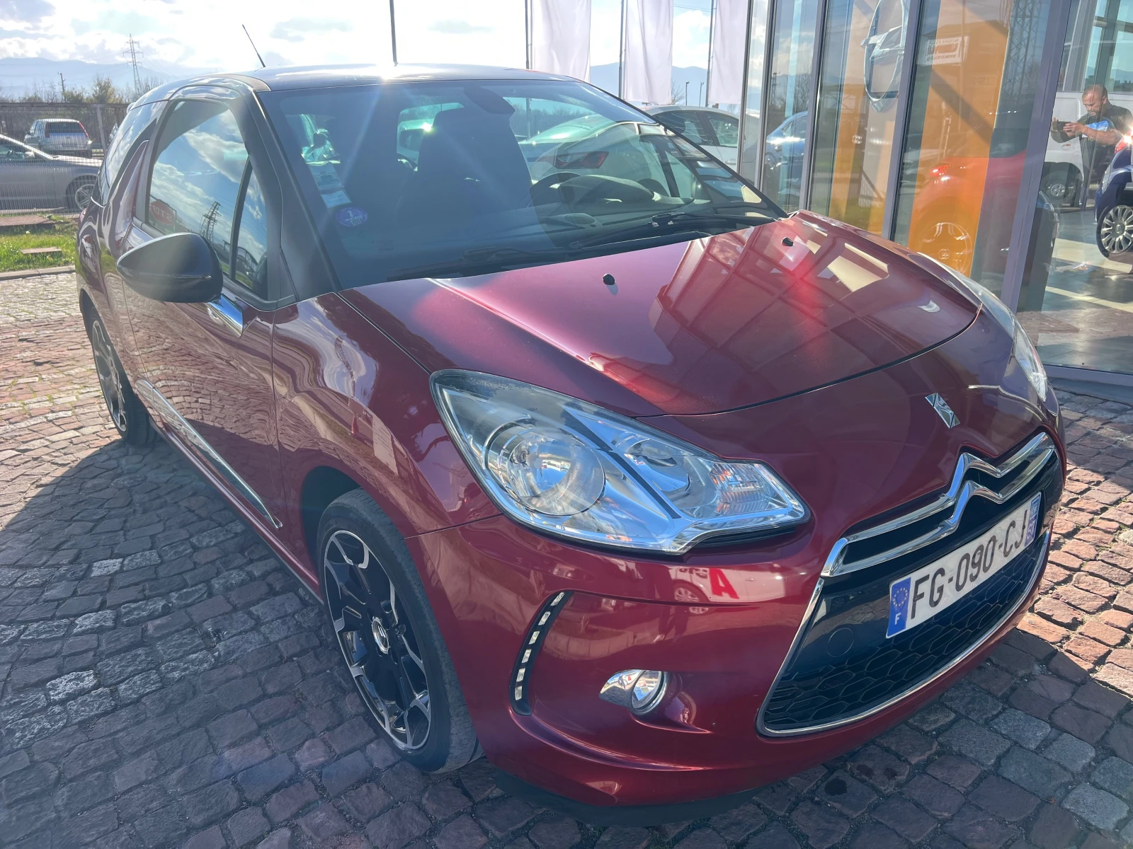 Citroen DS3 1.6 THP LED/CLIMA, снимка 14 - Автомобили и джипове - 53974288