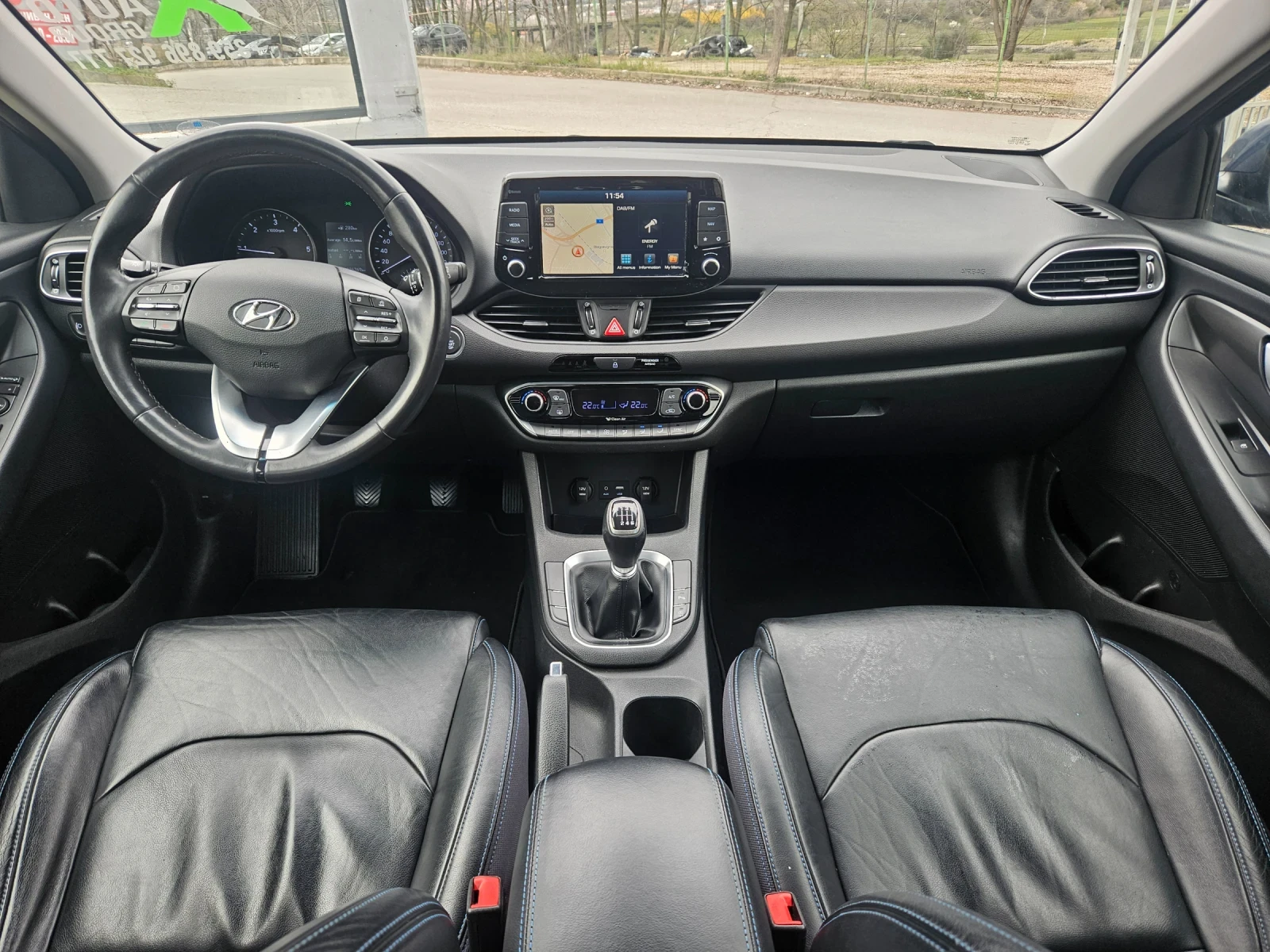 Hyundai I30 1.6CRDI FullExtri, снимка 10 - Автомобили и джипове - 54067858