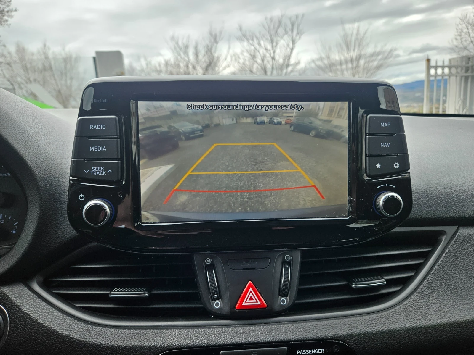 Hyundai I30 1.6CRDI FullExtri, снимка 13 - Автомобили и джипове - 54067858