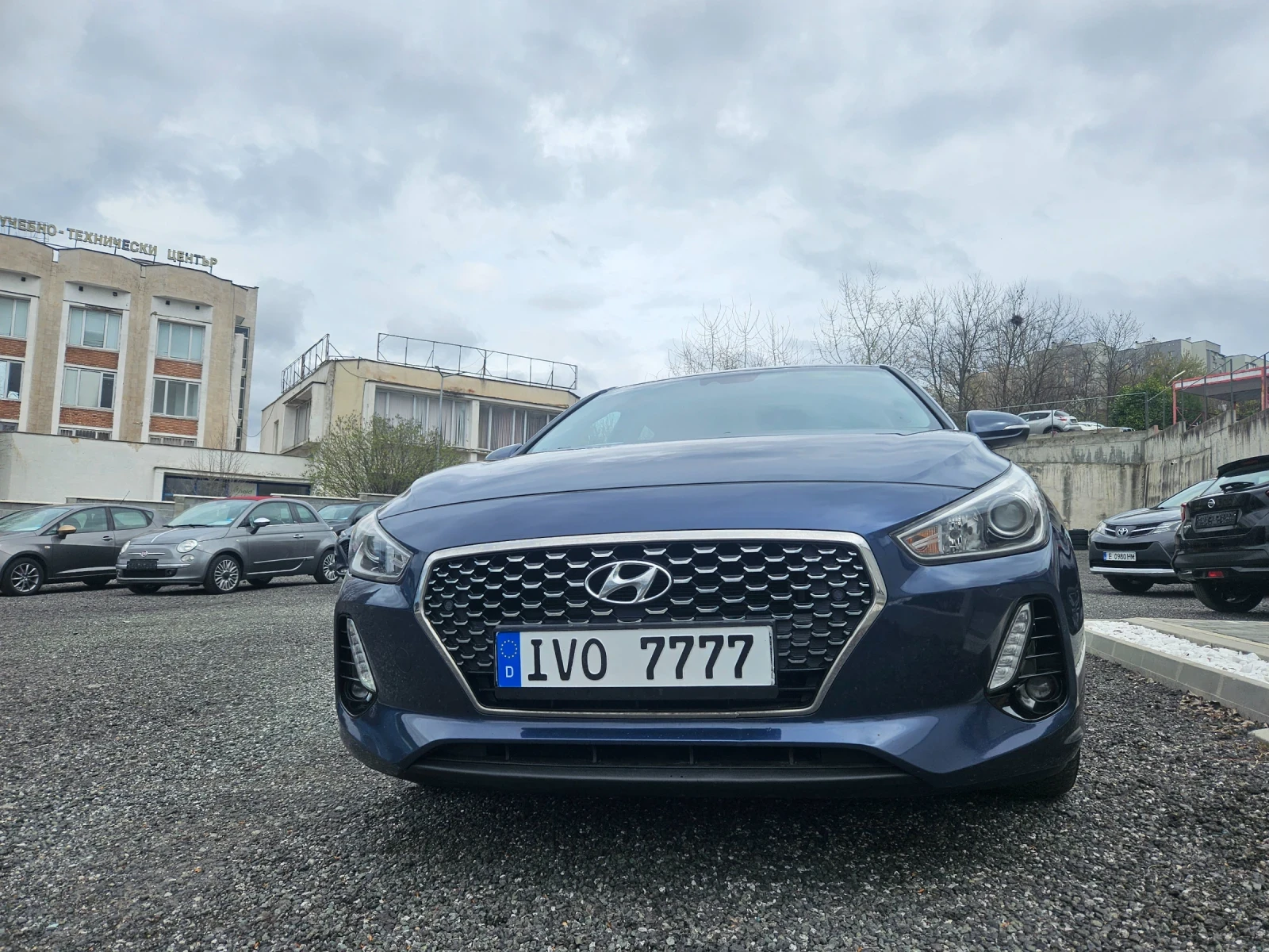 Hyundai I30 1.6CRDI FullExtri, снимка 7 - Автомобили и джипове - 54067858