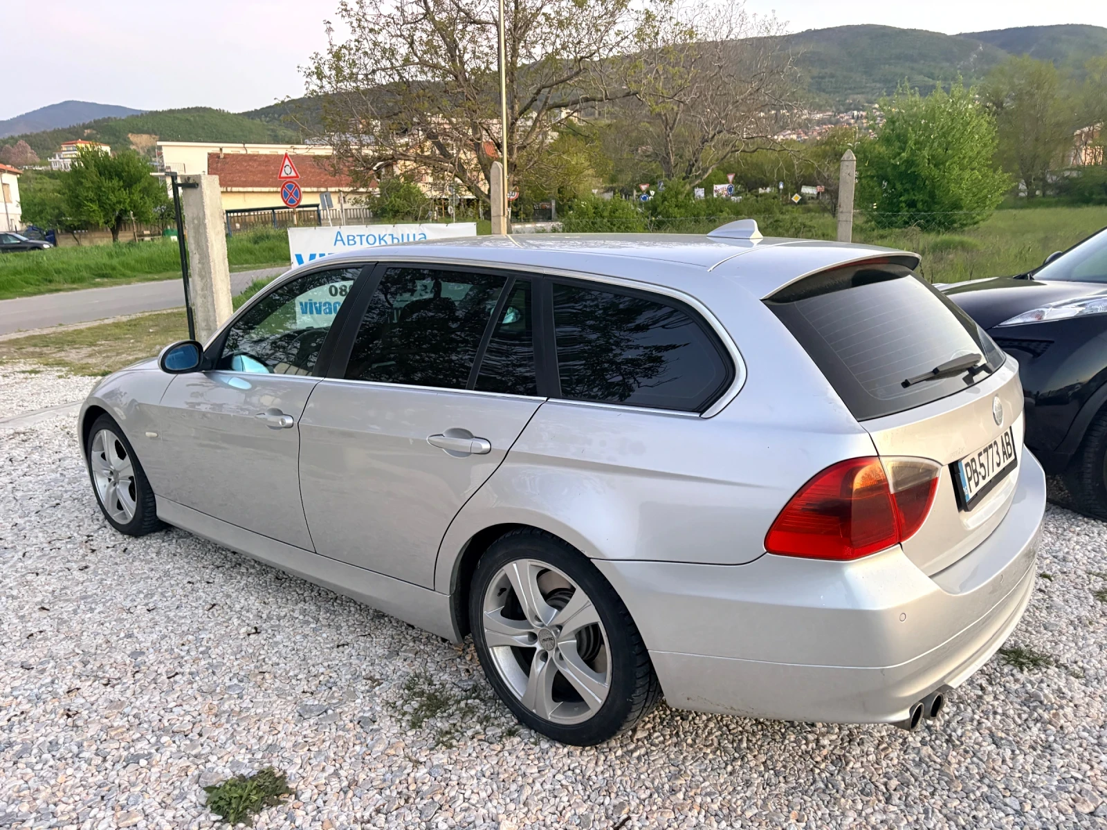 BMW 330 XD 231 кс Кожа Нави Напълно Обслужен, снимка 11 - Автомобили и джипове - 54308650