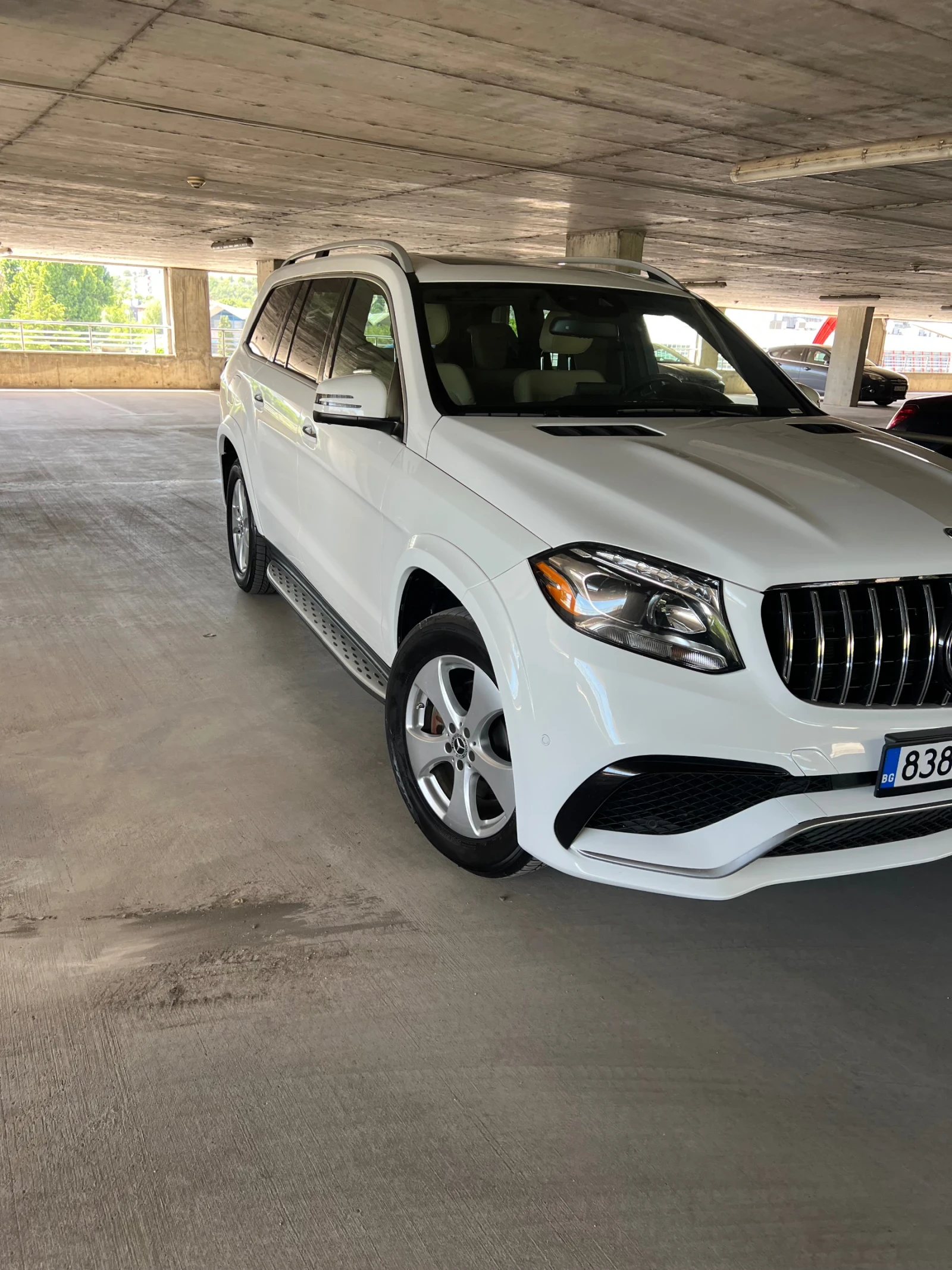 Mercedes-Benz GLS 450 3.0 Бензин, снимка 3 - Автомобили и джипове - 54737184