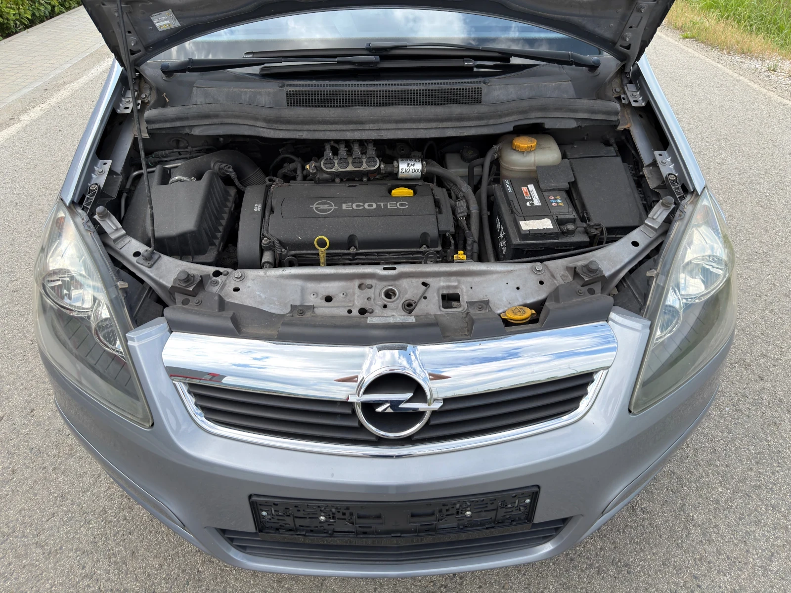 Opel Zafira 1.8i-ГАЗ/COSMO/ПАНОРАМА, снимка 14 - Автомобили и джипове - 54803665