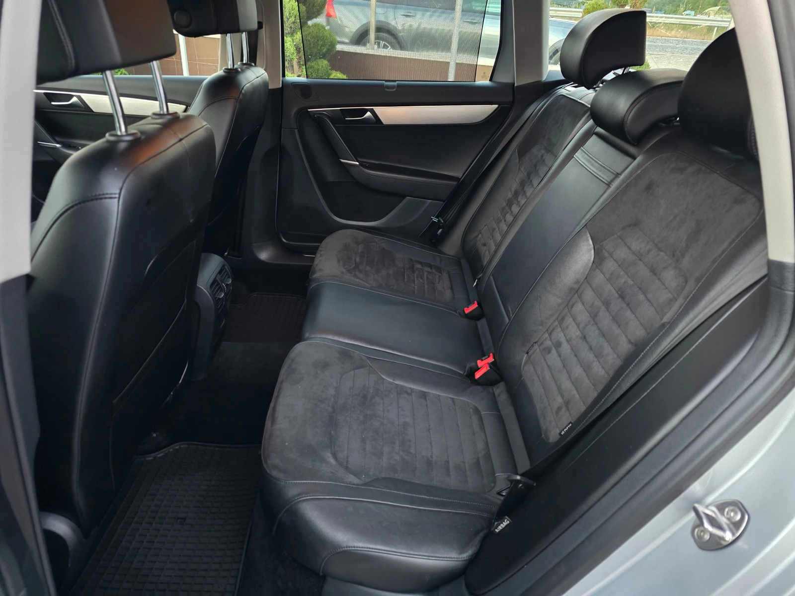 VW Passat 2.0 TDI HIGHLINE !! НОВ ВНОС !!! РЕАЛНИ КИЛОМЕТРИ , снимка 14 - Автомобили и джипове - 54984981