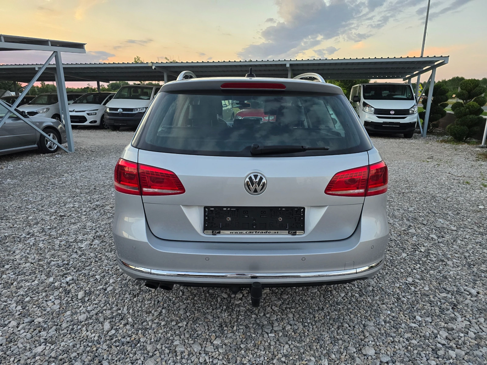 VW Passat 2.0 TDI HIGHLINE !! НОВ ВНОС !!! РЕАЛНИ КИЛОМЕТРИ , снимка 4 - Автомобили и джипове - 54984981