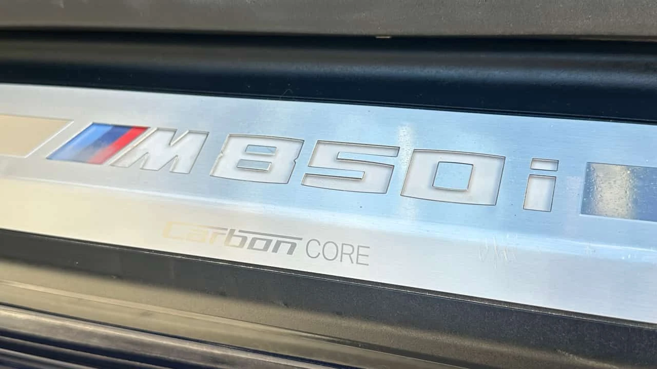 BMW 850 M850i XDRIVE * МАСАЖИ* ДИСТРОНИК* 360 КАМЕРА* , снимка 17 - Автомобили и джипове - 54997058