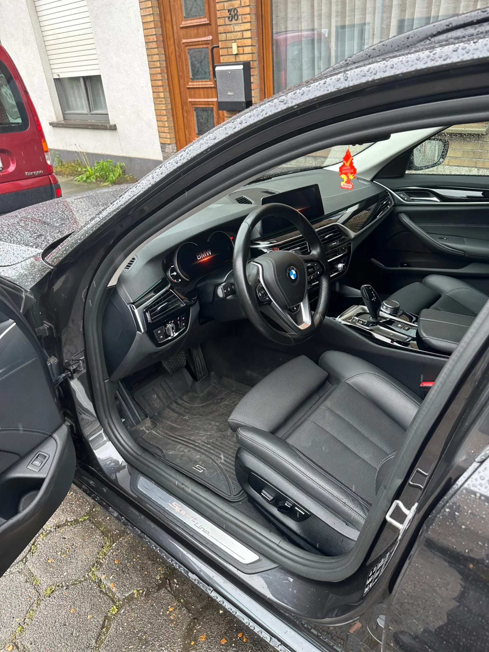 BMW 520 G31 xDrive, снимка 8 - Автомобили и джипове - 55326973