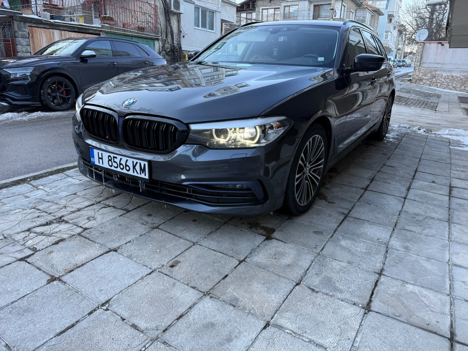 BMW 520 G31 xDrive, снимка 2 - Автомобили и джипове - 55326973