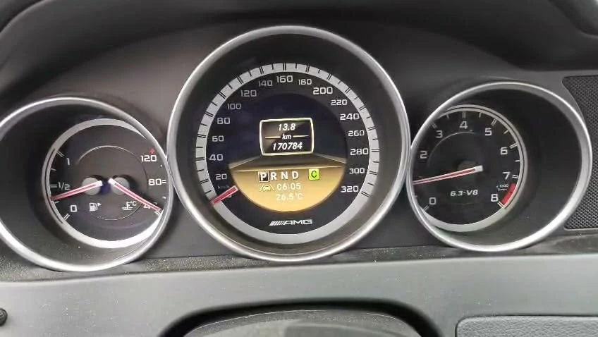 Mercedes-Benz C 63 AMG * CARFAX * КРАЙНА ЦЕНА ДО БЪЛГАРИЯ * , снимка 12 - Автомобили и джипове - 56196820