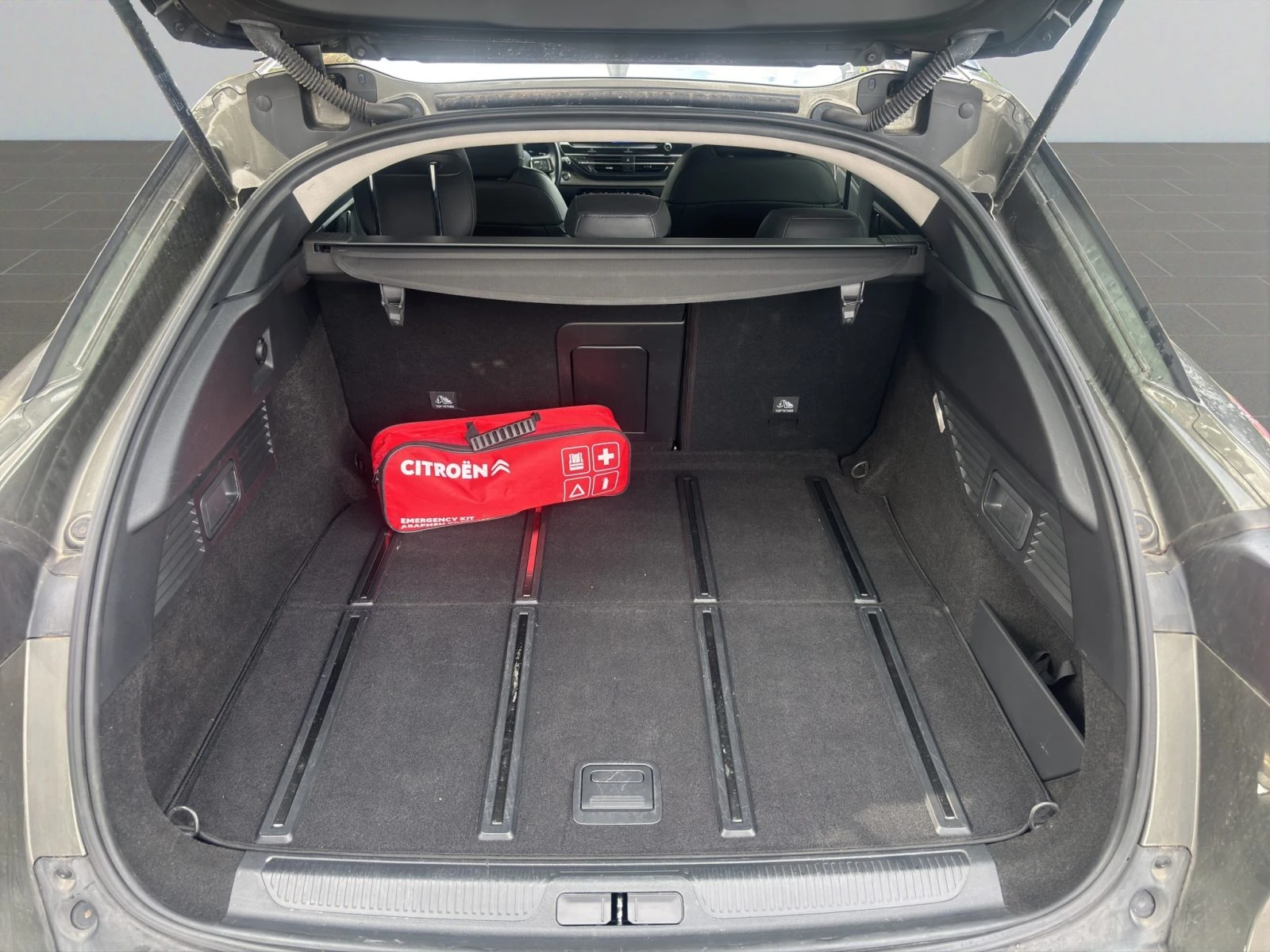 Citroen C5X SHINE Hybrid 225 ������ �������� �� 07.2029 �. | Mobile.bg � ����������� 12