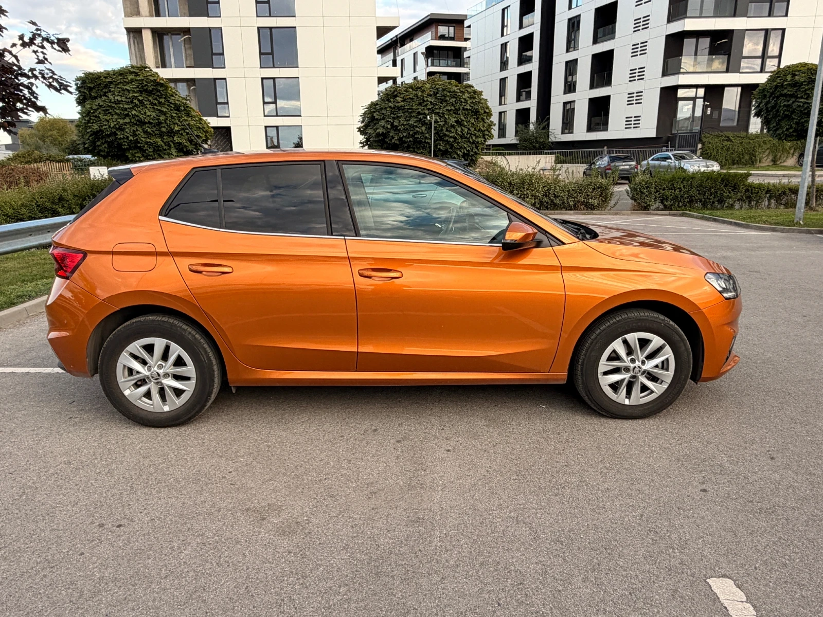 Skoda Fabia, снимка 4 - Автомобили и джипове - 56367813