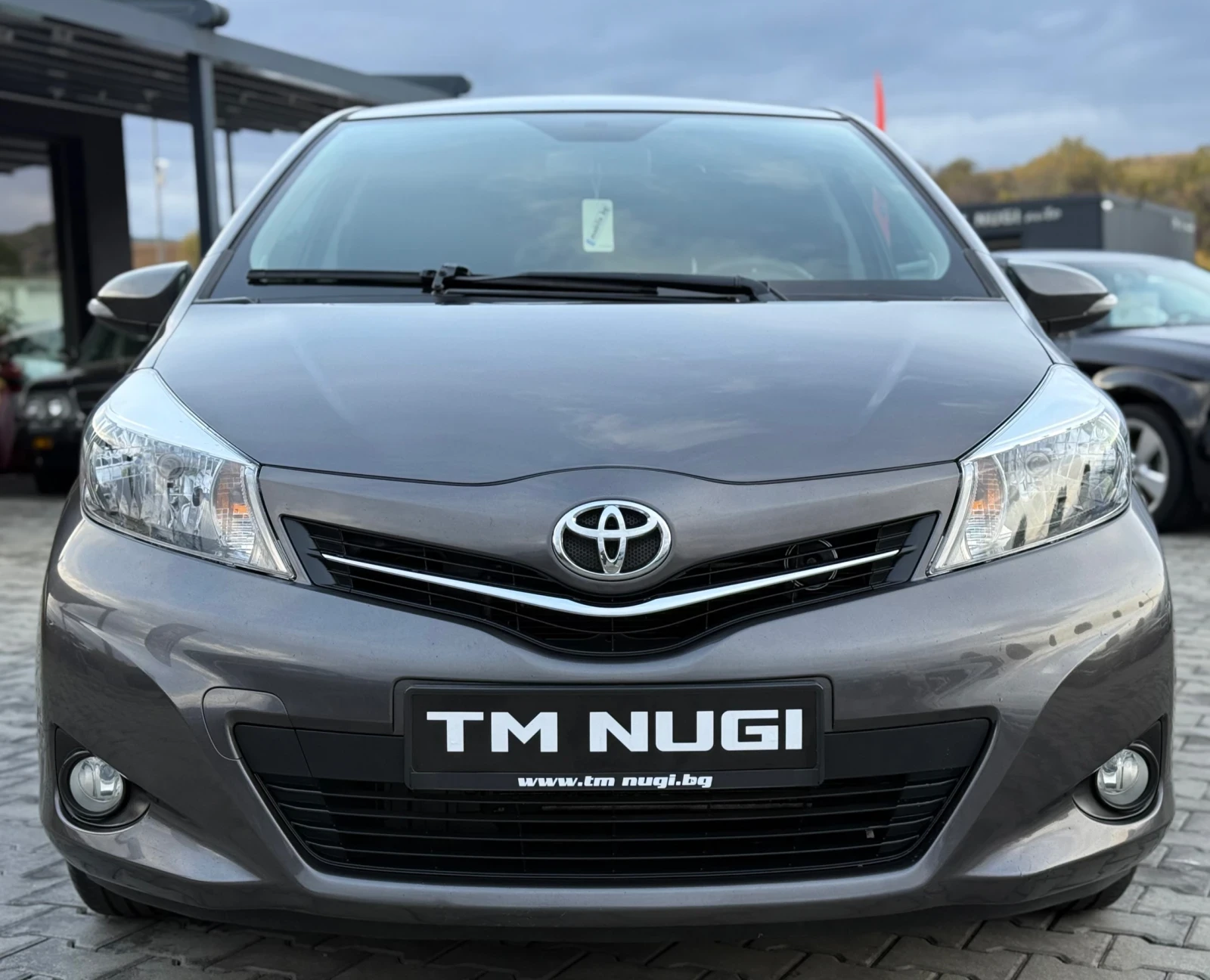 Toyota Yaris 1.3VVTI* NAVI* LED* 