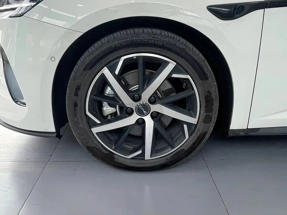 BYD Seal, снимка 6 - Автомобили и джипове - 56686968