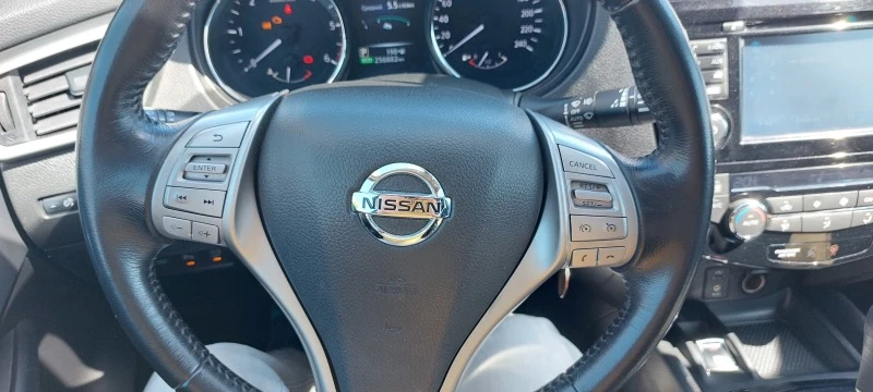 Nissan X-trail, снимка 3 - Автомобили и джипове - 47391185