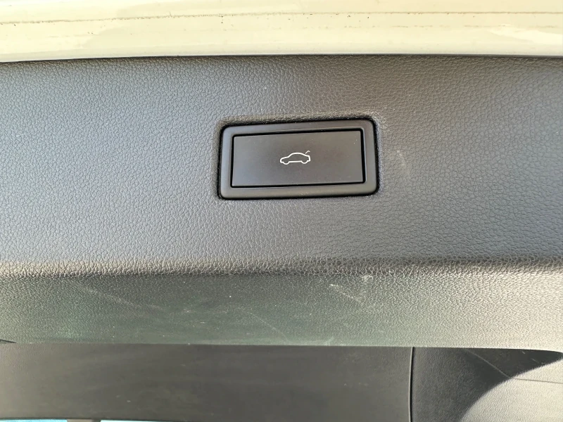 VW Tiguan R line, снимка 13 - Автомобили и джипове - 52436394