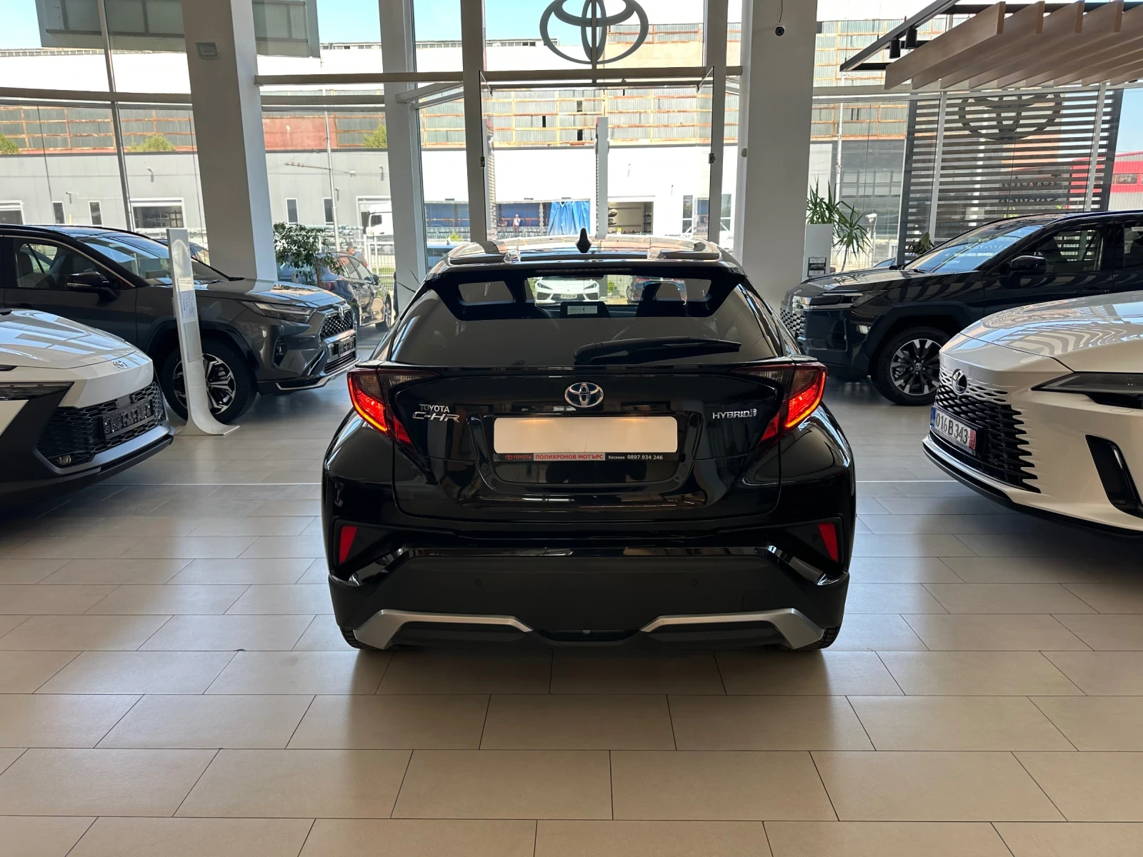 Toyota C-HR Club, снимка 4 - Автомобили и джипове - 54303972