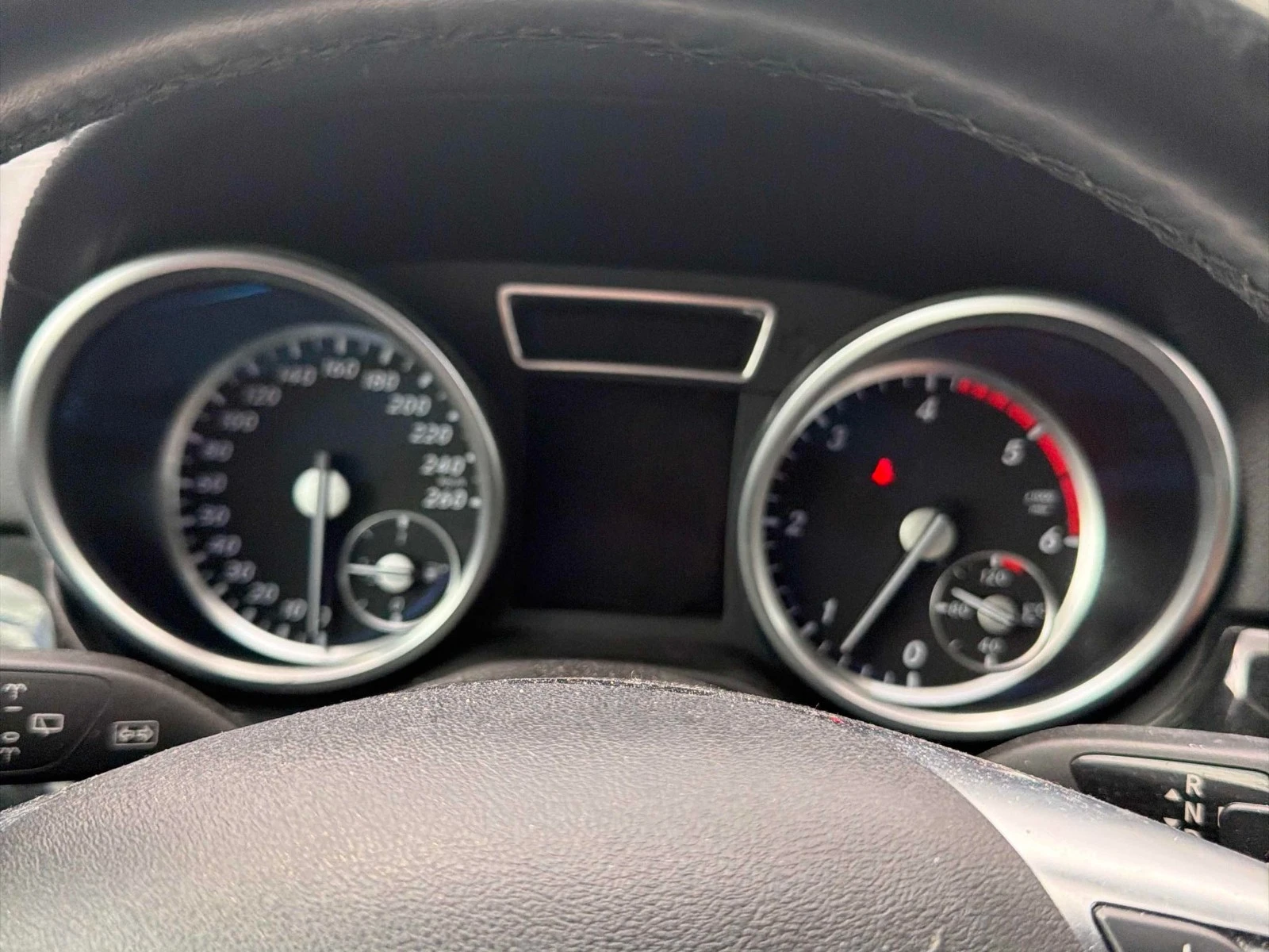 Mercedes-Benz GL 350 AMG* BLUETEC* ОБДУХ* HARMAN* М.ТОЧКА, снимка 8 - Автомобили и джипове - 54417462
