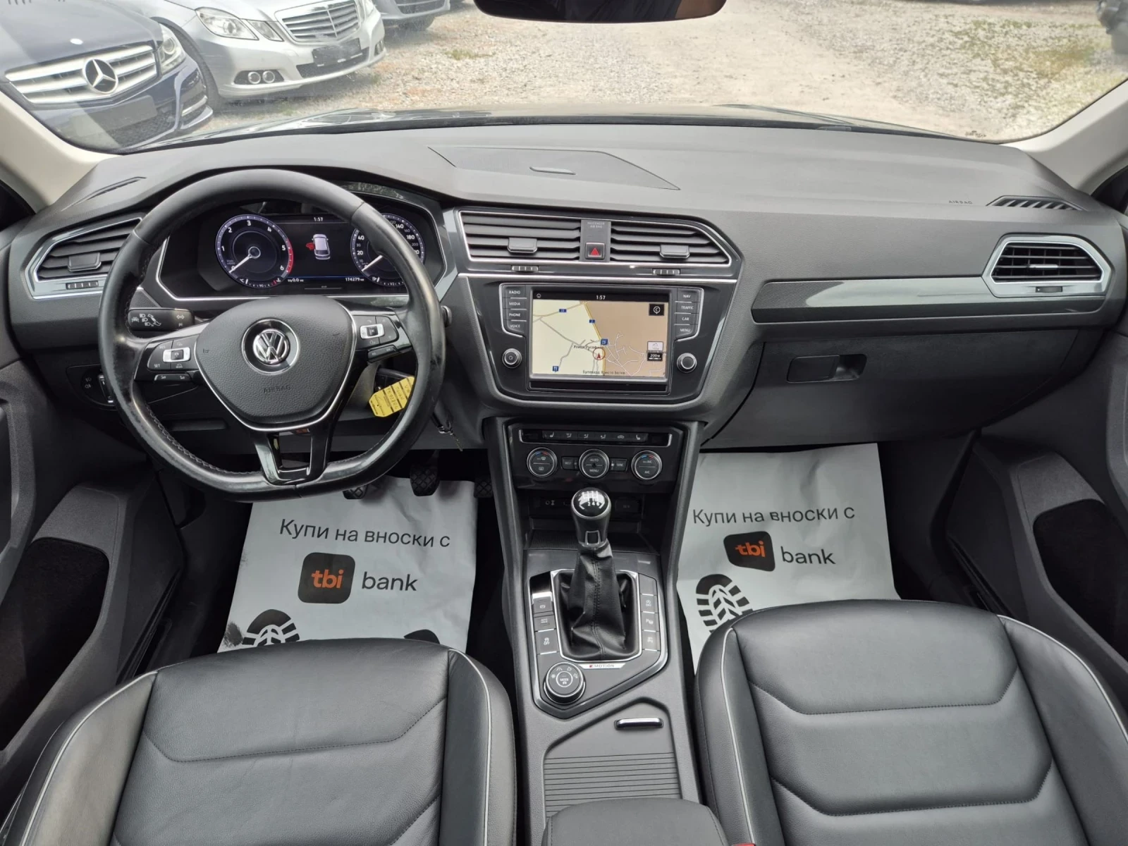 VW Tiguan 2.0tdi+ 4x4, снимка 12 - Автомобили и джипове - 54485111