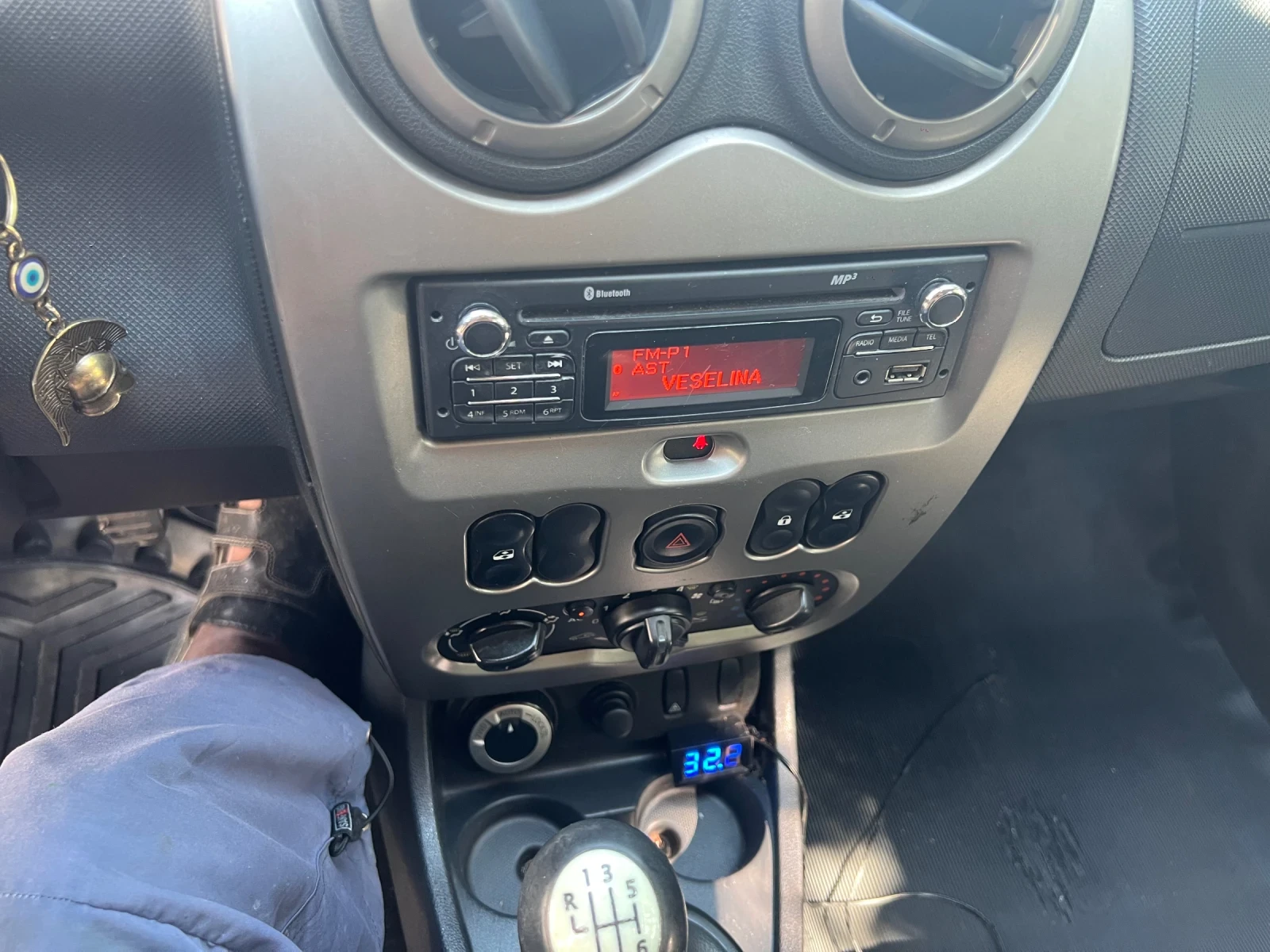 Dacia Duster, снимка 8 - Автомобили и джипове - 54491600