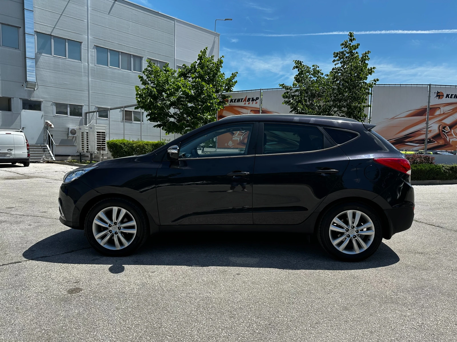 Hyundai IX35 Автомат-4х4-150000хкм!!!, снимка 2 - Автомобили и джипове - 54788876
