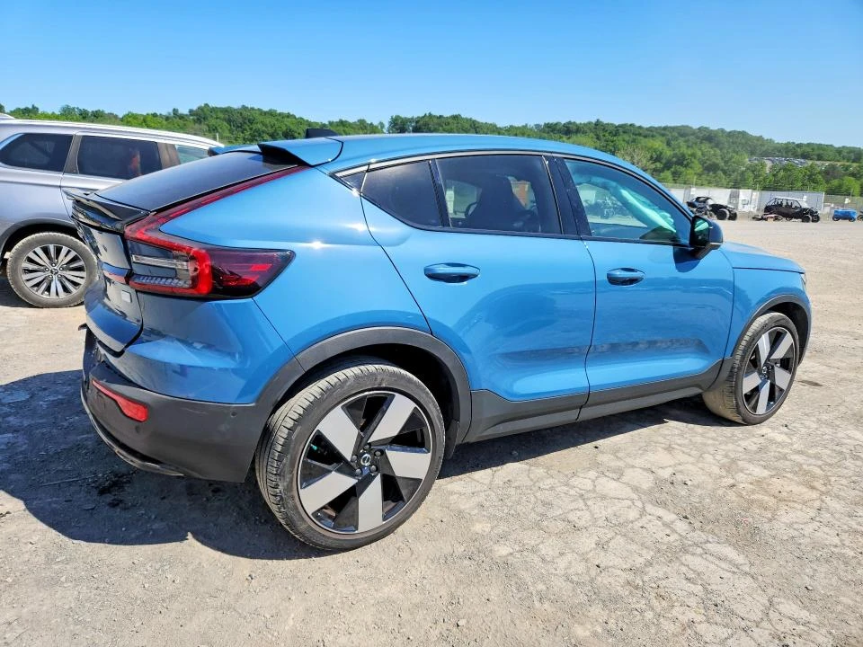 Volvo XC40 RECHARGE ULTIMATE AWD, снимка 3 - Автомобили и джипове - 54970332