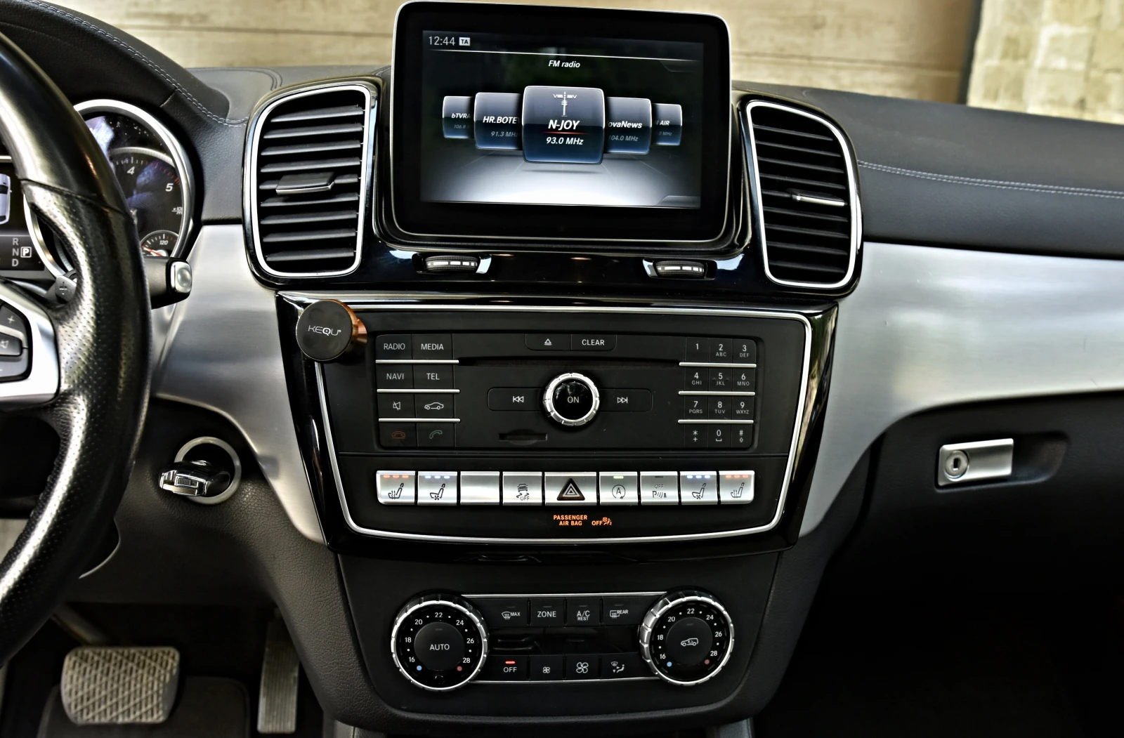 Mercedes-Benz GLE 350 COUPE, снимка 10 - Автомобили и джипове - 55014687