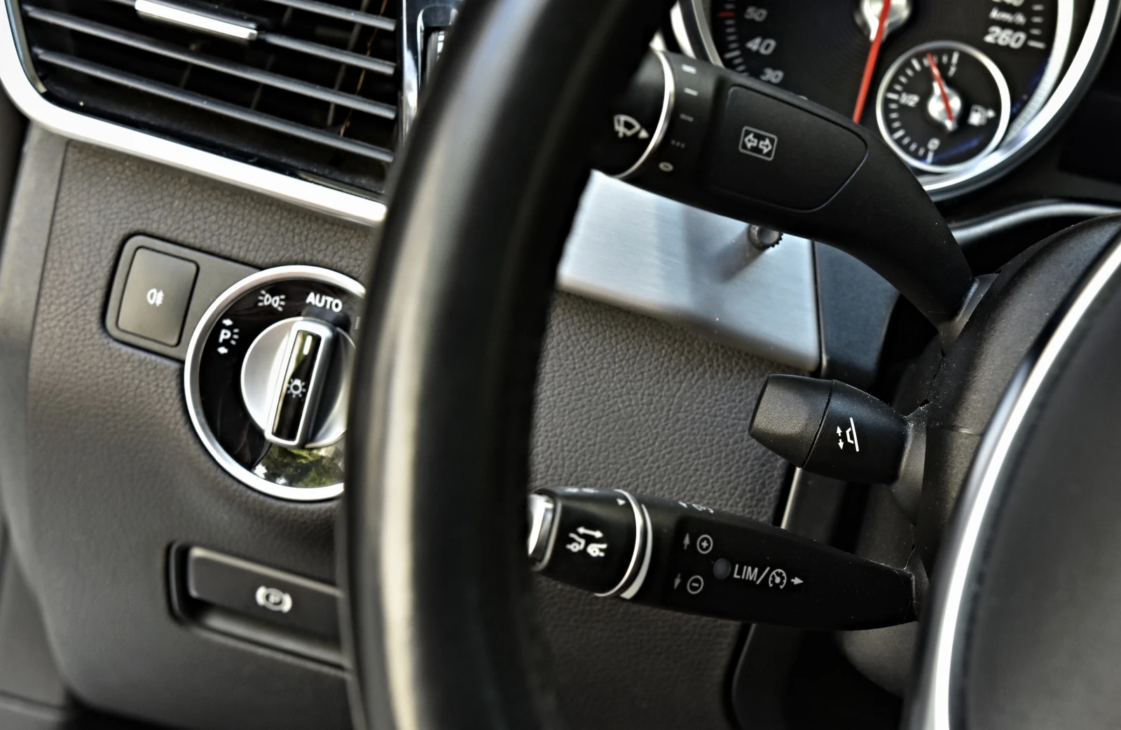 Mercedes-Benz GLE 350 COUPE, снимка 11 - Автомобили и джипове - 55014687