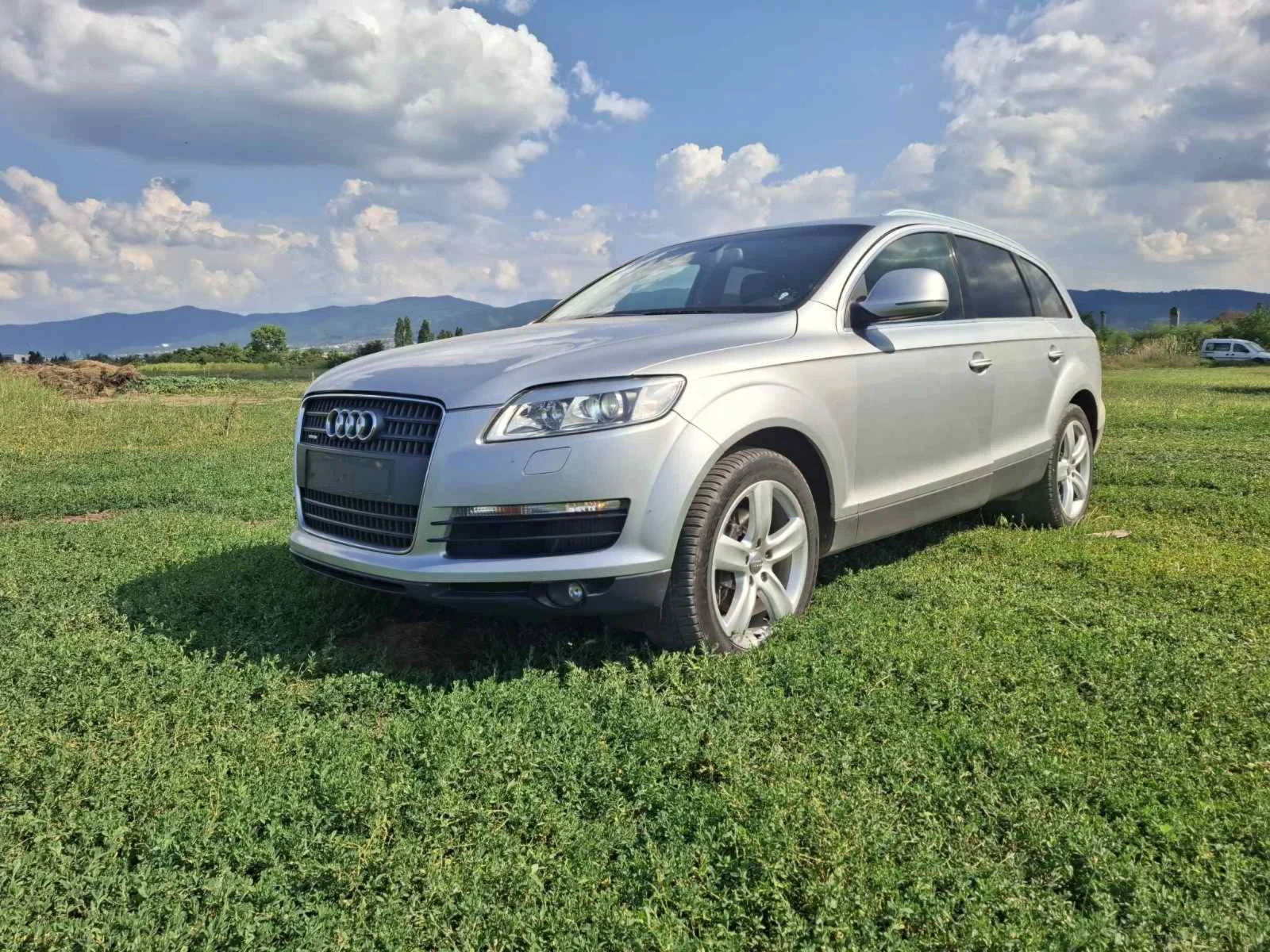 Audi Q7 3.0TDI, снимка 2 - Автомобили и джипове - 55066196