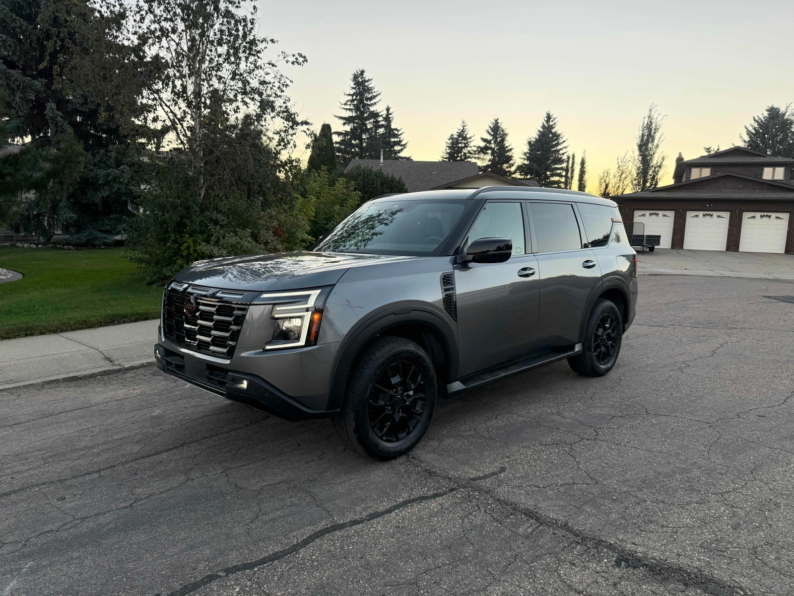 Nissan Armada * 4x4 PRO 4X * CARFAX * ����� �� ����������� | Mobile.bg � ����������� 11