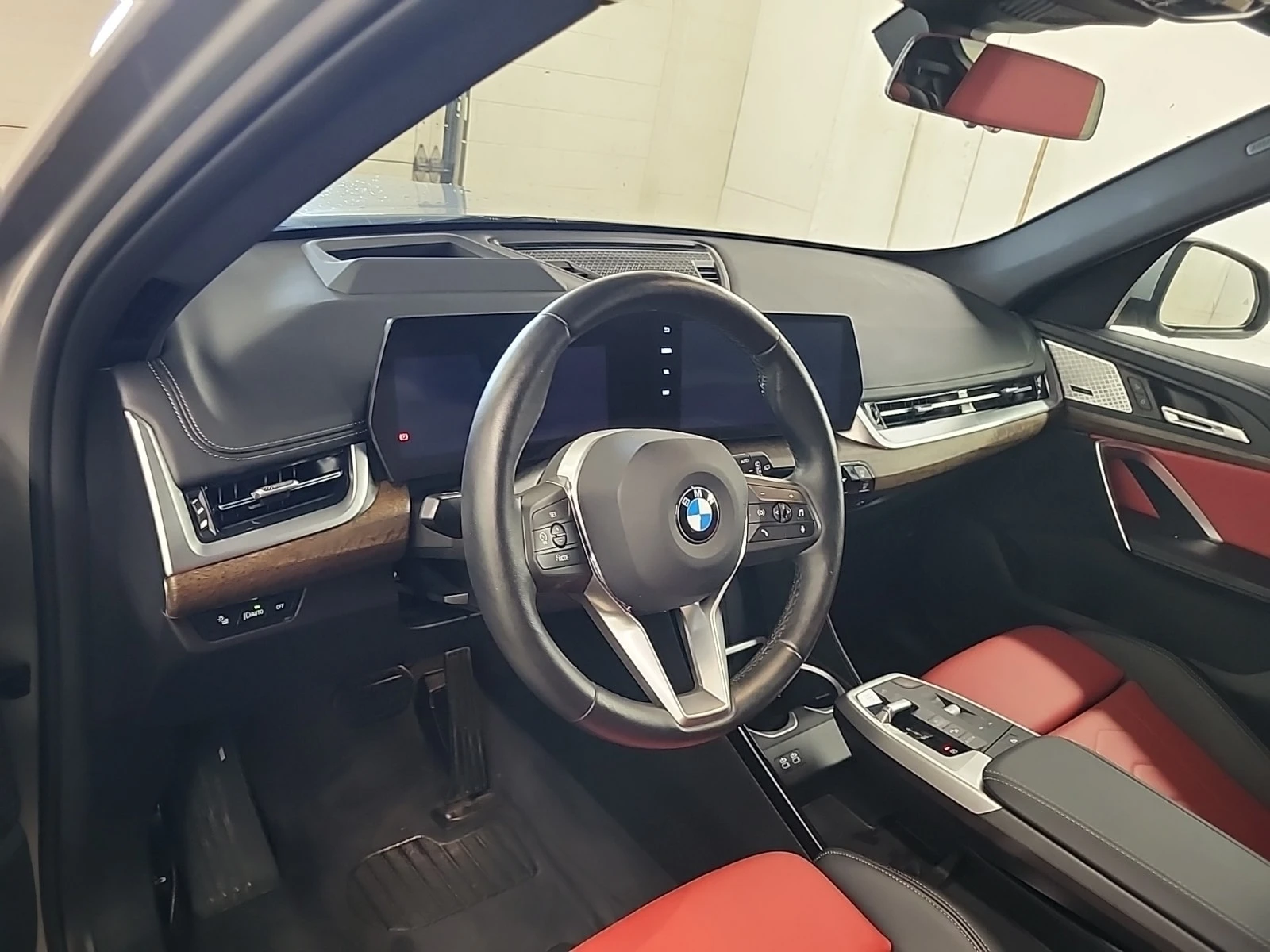 BMW X1 * XDRIVE28I * CARFAX * ОПЦИЯ ЗА ФИНАНСИРАНЕ, снимка 10 - Автомобили и джипове - 56114551