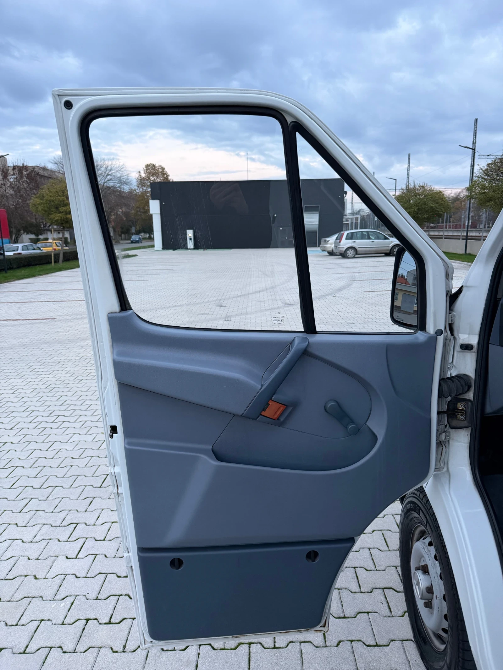 Mercedes-Benz 312 2.9 TDI - изображение 8