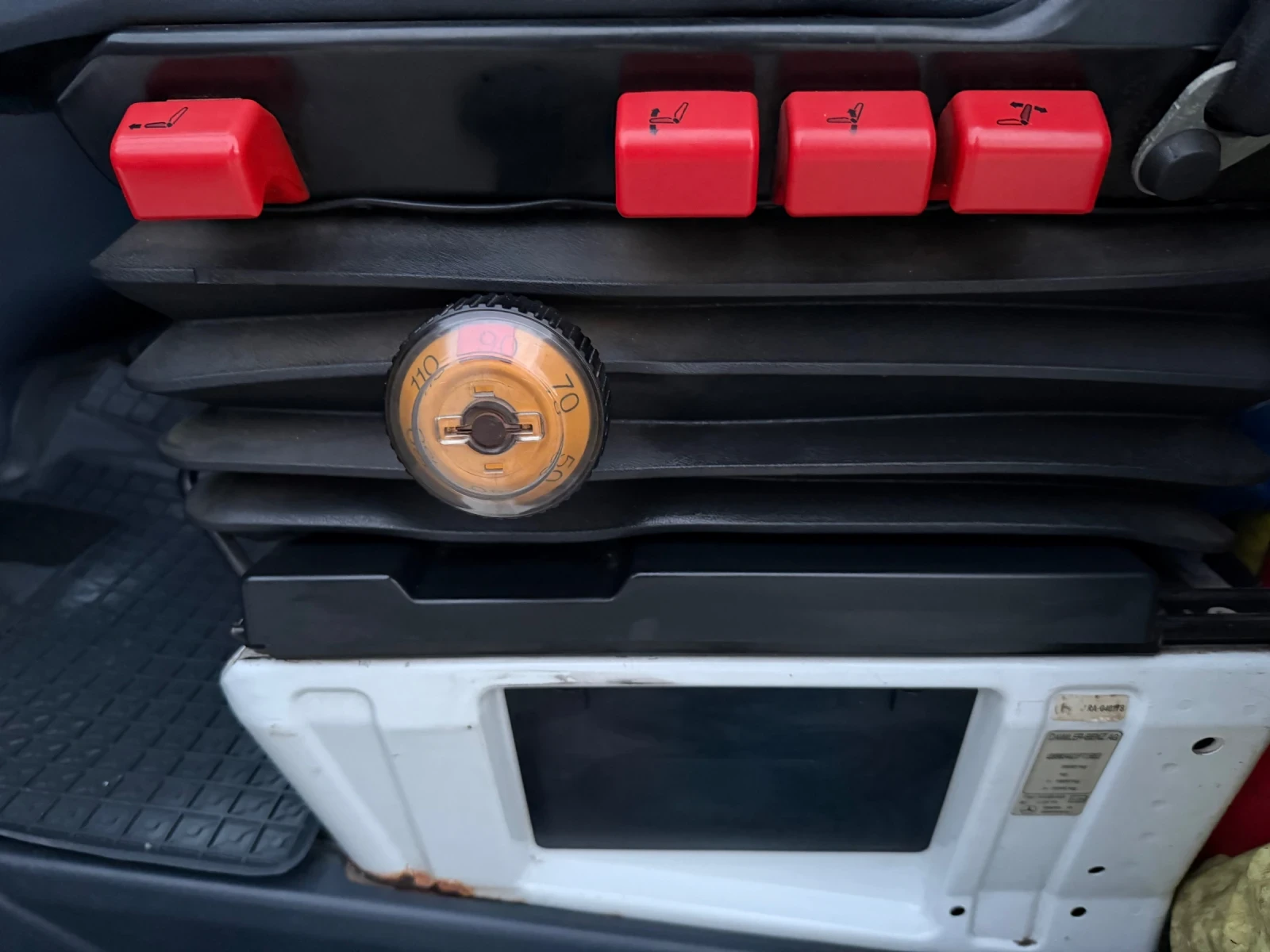 Mercedes-Benz 312 2.9 TDI - изображение 9