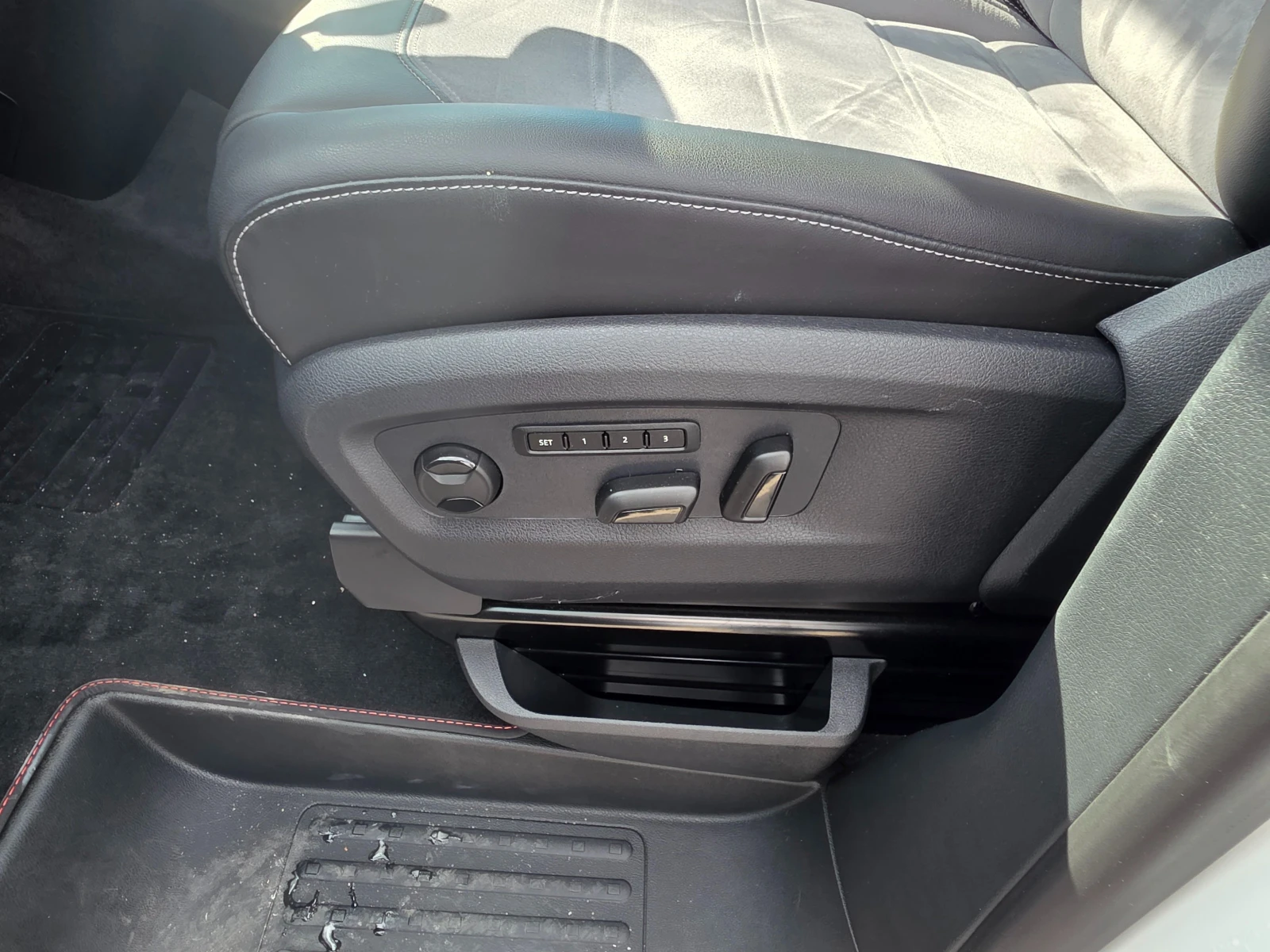 VW California 2.0ТДИ - 204 коня, снимка 10 - Бусове и автобуси - 54953416