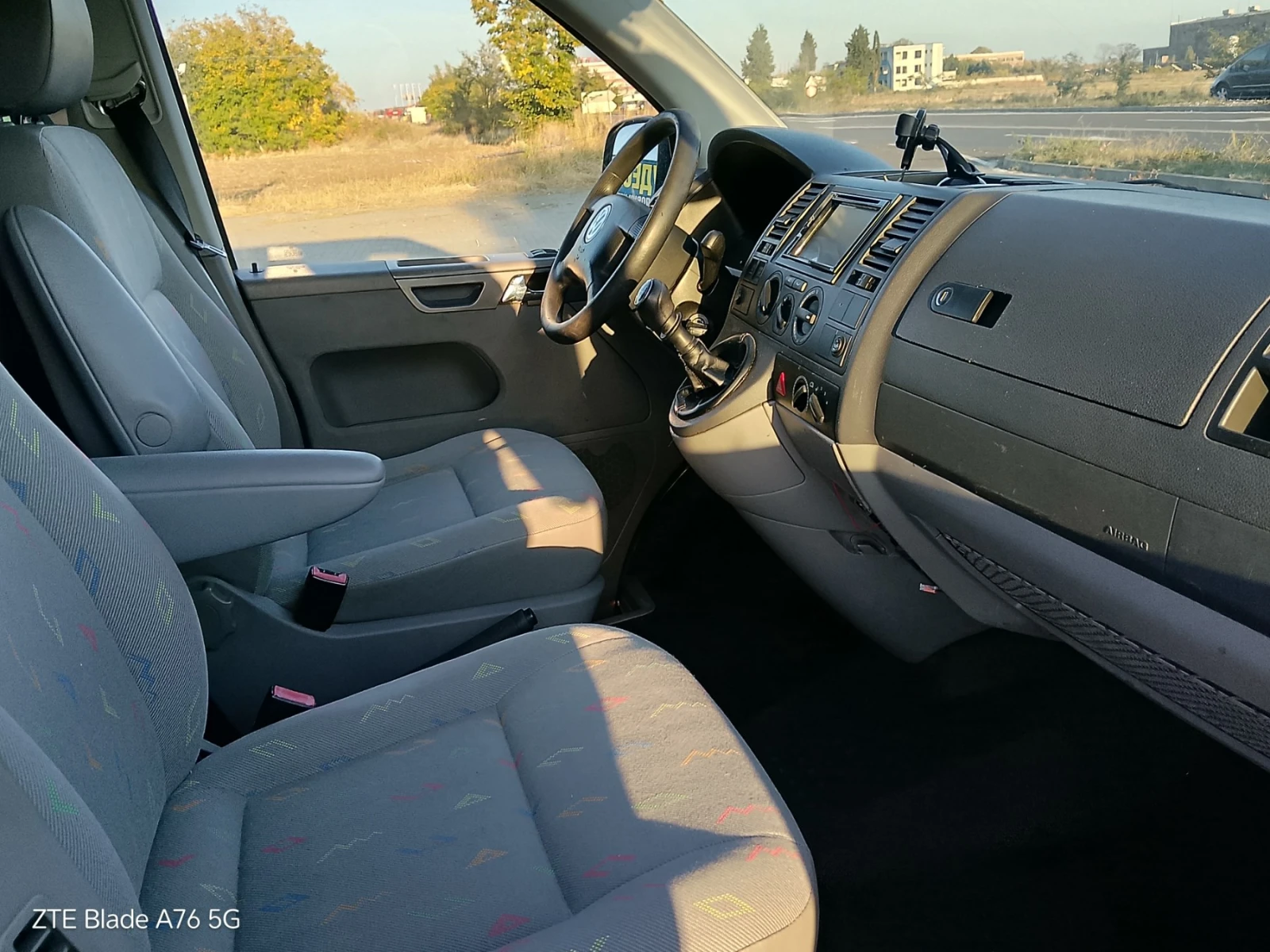 VW T5 2.5D, снимка 13 - Бусове и автобуси - 56600072