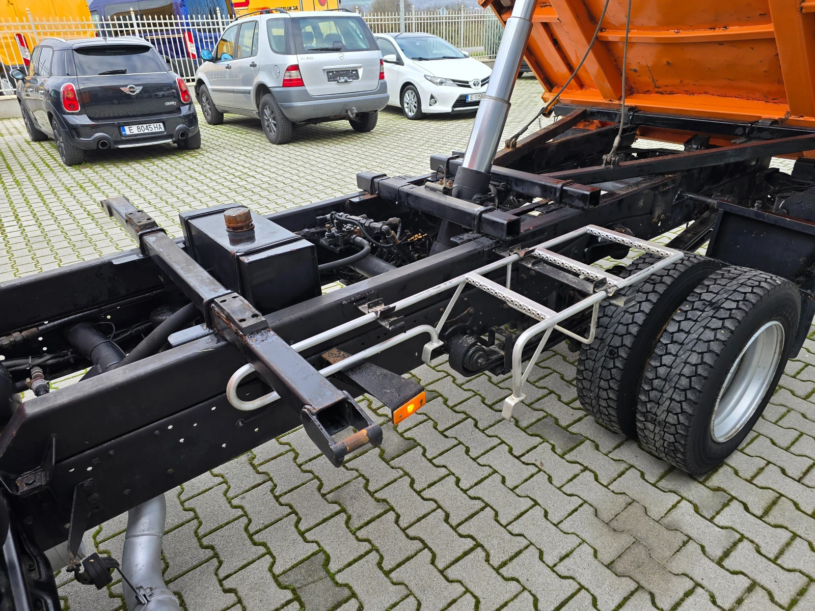 Mercedes-Benz 814 САМОСВАЛ!! 6+ 1!! ТОП!! - изображение 5