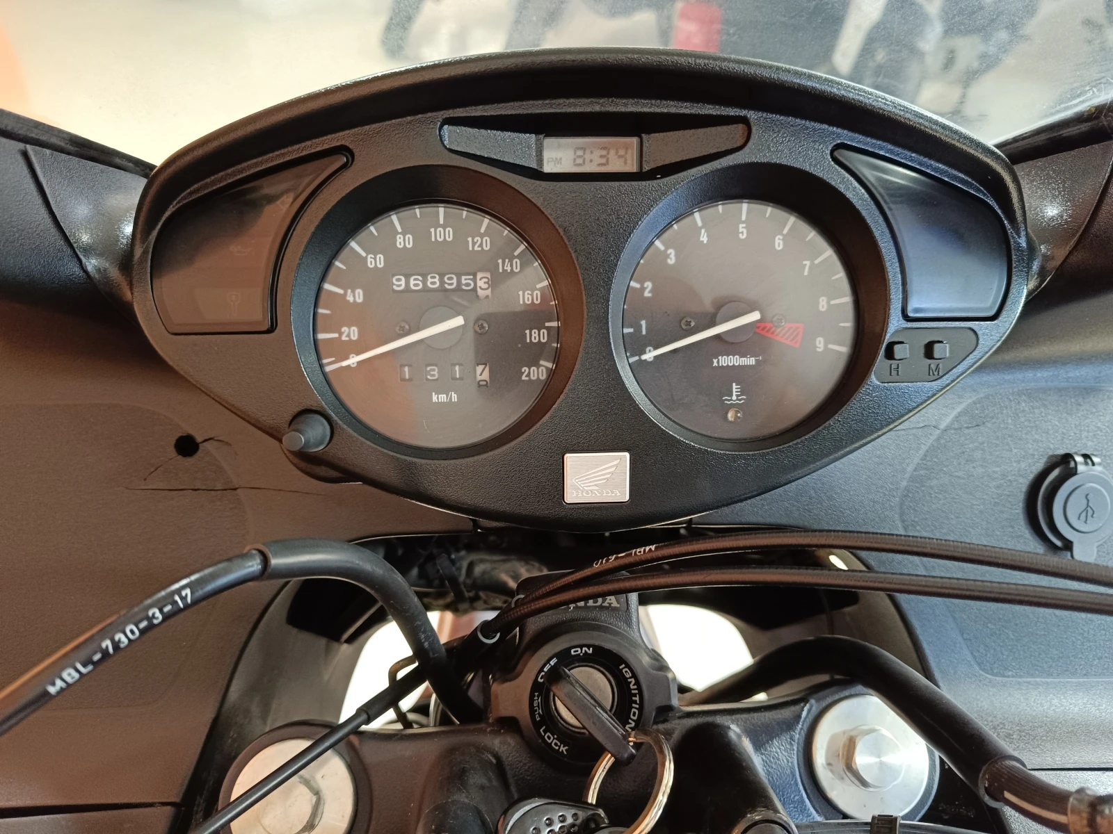 Honda Deauville 650 - изображение 6