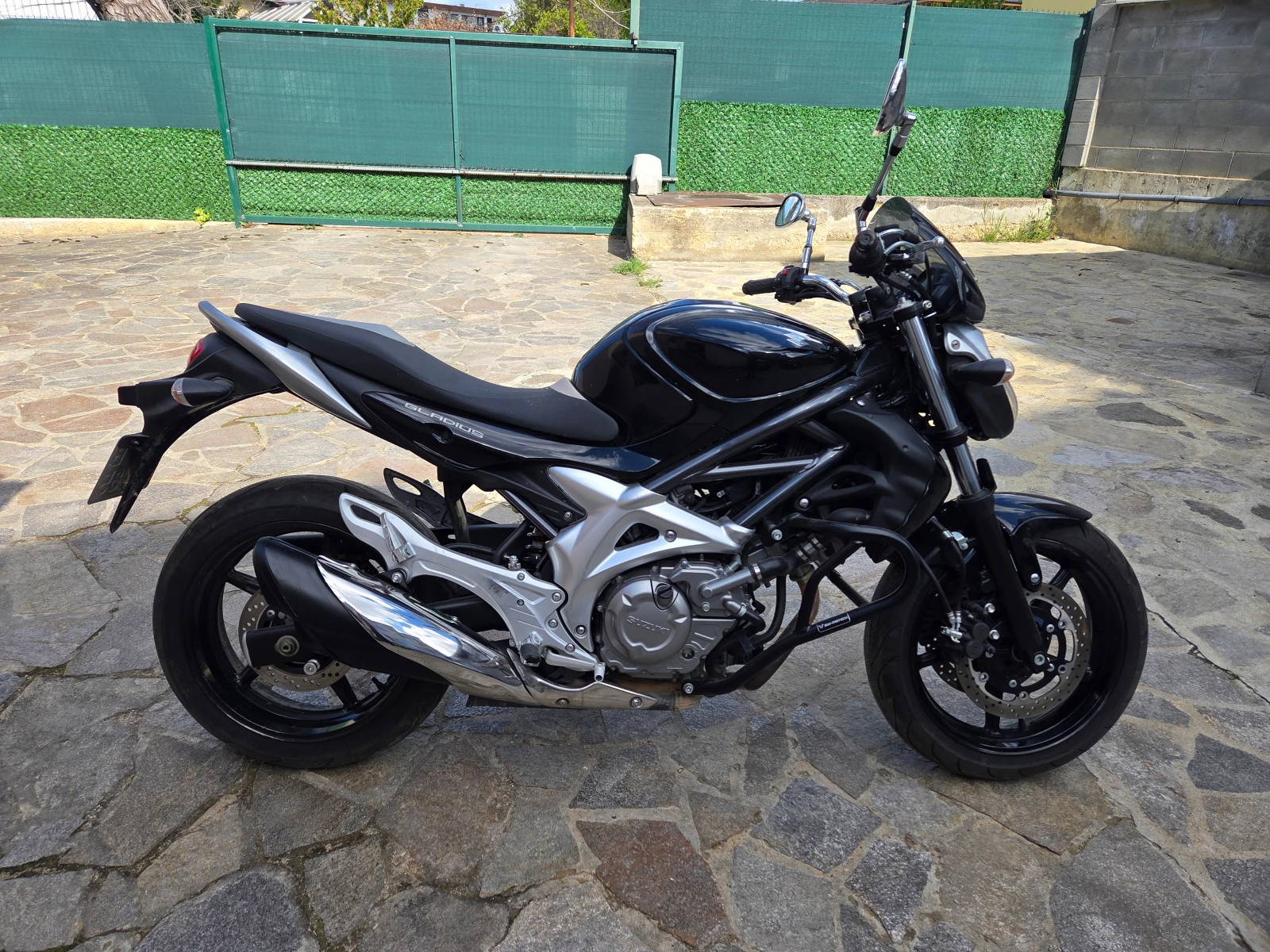 Suzuki Gladius SFV650, снимка 3 - Мотоциклети и мототехника - 54395399