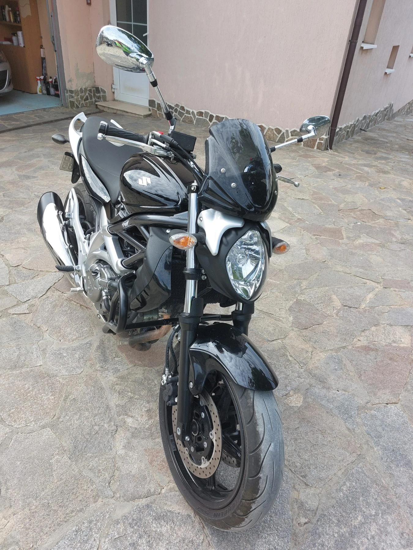 Suzuki Gladius SFV650, снимка 2 - Мотоциклети и мототехника - 54395399